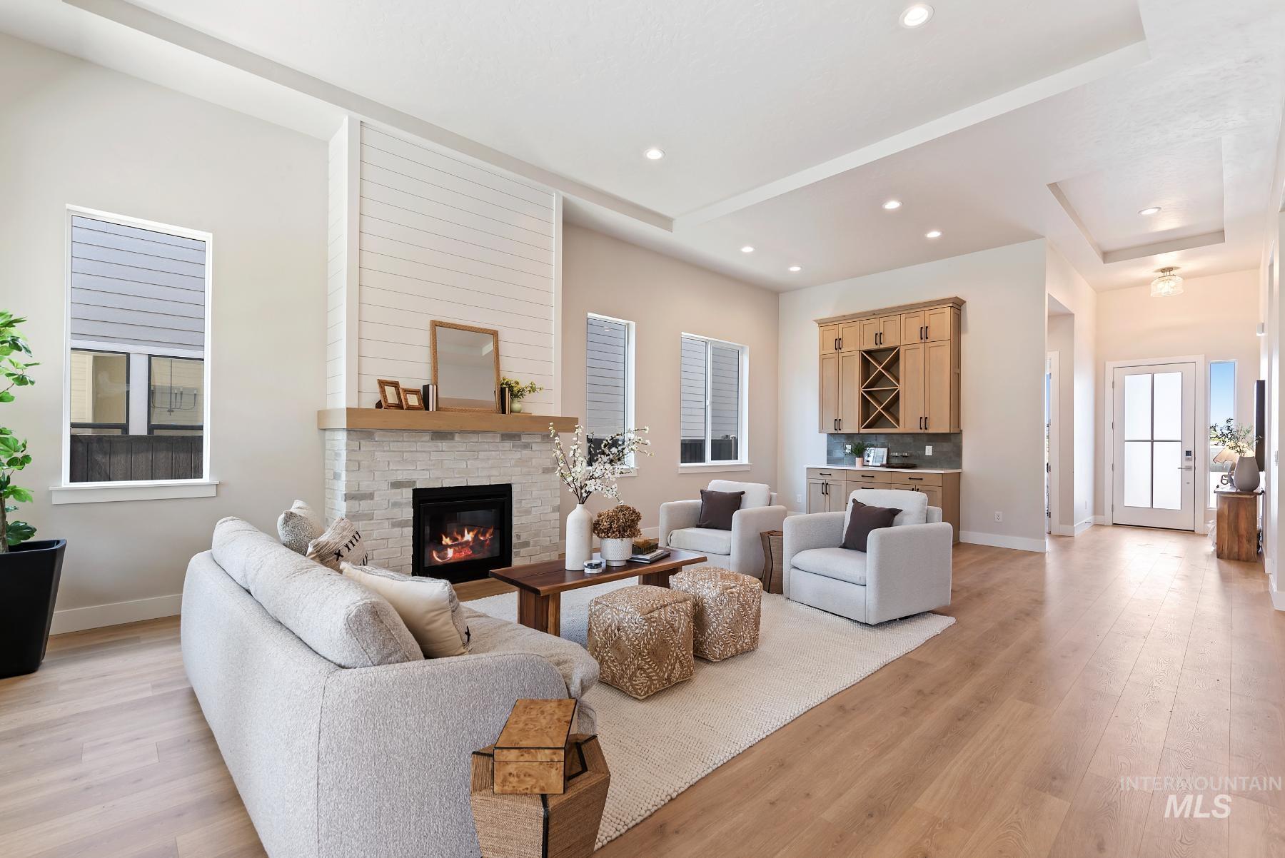 967 W Malbar St., Meridian, Idaho 83646, 3 Bedrooms, 2 Bathrooms, Residential For Sale, Price $759,900,MLS 98965805