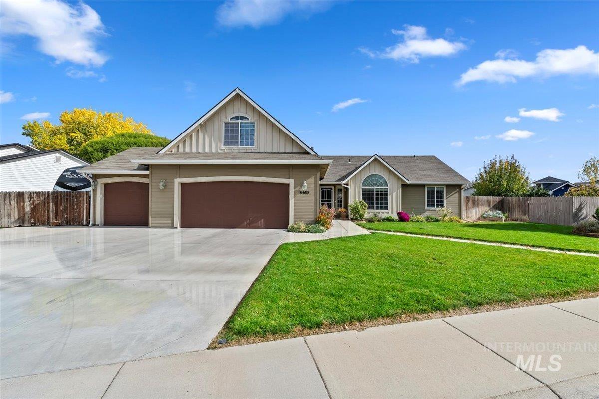 16608 Old Friendship Way, Caldwell, Idaho 83607, 4 Bedrooms, 2 Bathrooms, Residential For Sale, Price $445,900,MLS 98965806