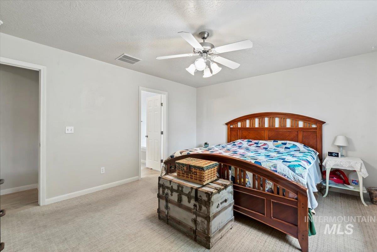 16608 Old Friendship Way, Caldwell, Idaho 83607, 4 Bedrooms, 2 Bathrooms, Residential For Sale, Price $445,900,MLS 98965806