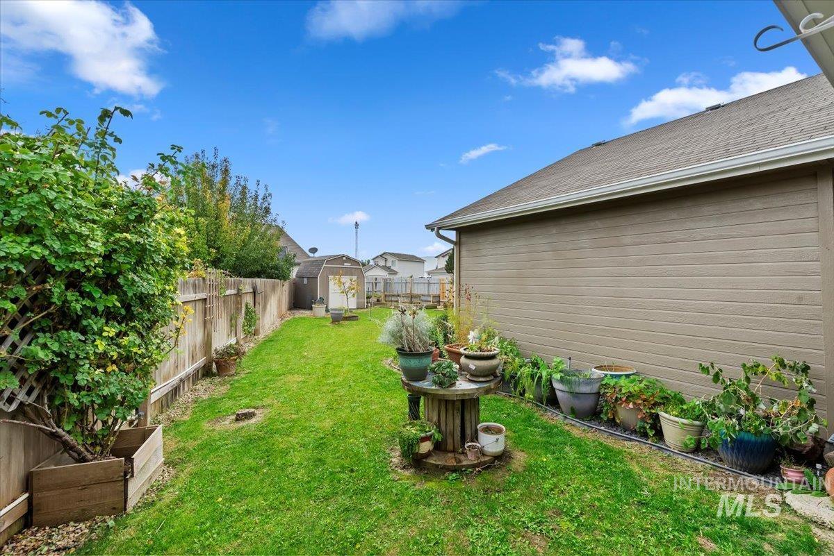 16608 Old Friendship Way, Caldwell, Idaho 83607, 4 Bedrooms, 2 Bathrooms, Residential For Sale, Price $445,900,MLS 98965806