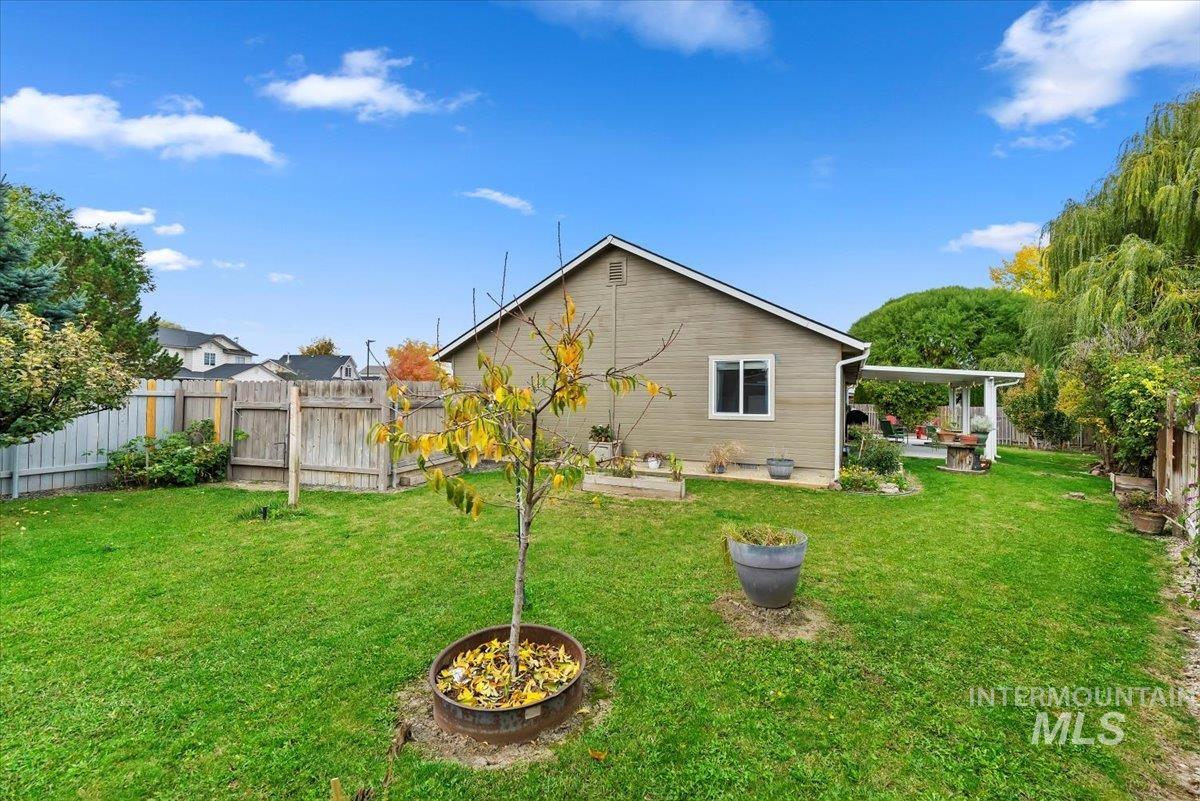 16608 Old Friendship Way, Caldwell, Idaho 83607, 4 Bedrooms, 2 Bathrooms, Residential For Sale, Price $445,900,MLS 98965806