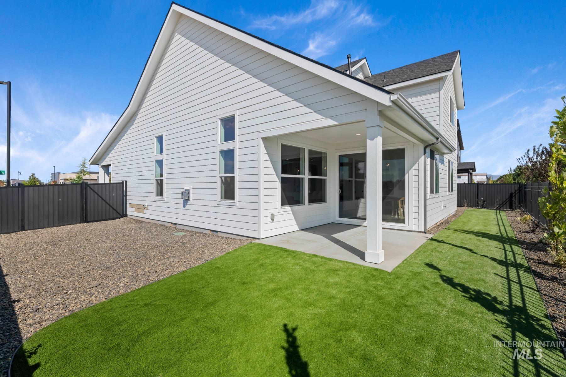 945 W Malbar St, Meridian, Idaho 83646, 5 Bedrooms, 3 Bathrooms, Residential For Sale, Price $735,900,MLS 98965809