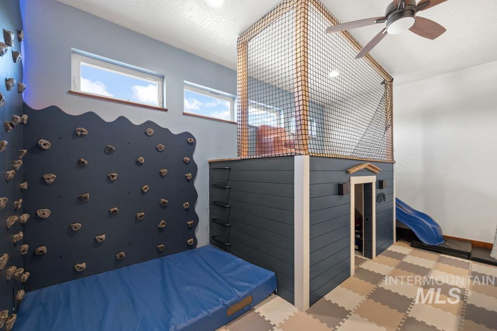 417 E E St, Moscow, Idaho 83843, 4 Bedrooms, 3 Bathrooms, Residential For Sale, Price $624,000,MLS 98965819