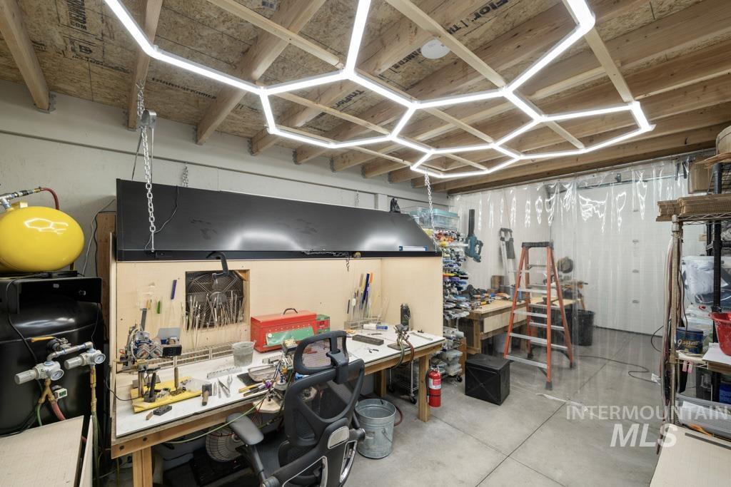 417 E E St, Moscow, Idaho 83843, 4 Bedrooms, 3 Bathrooms, Residential For Sale, Price $624,000,MLS 98965819