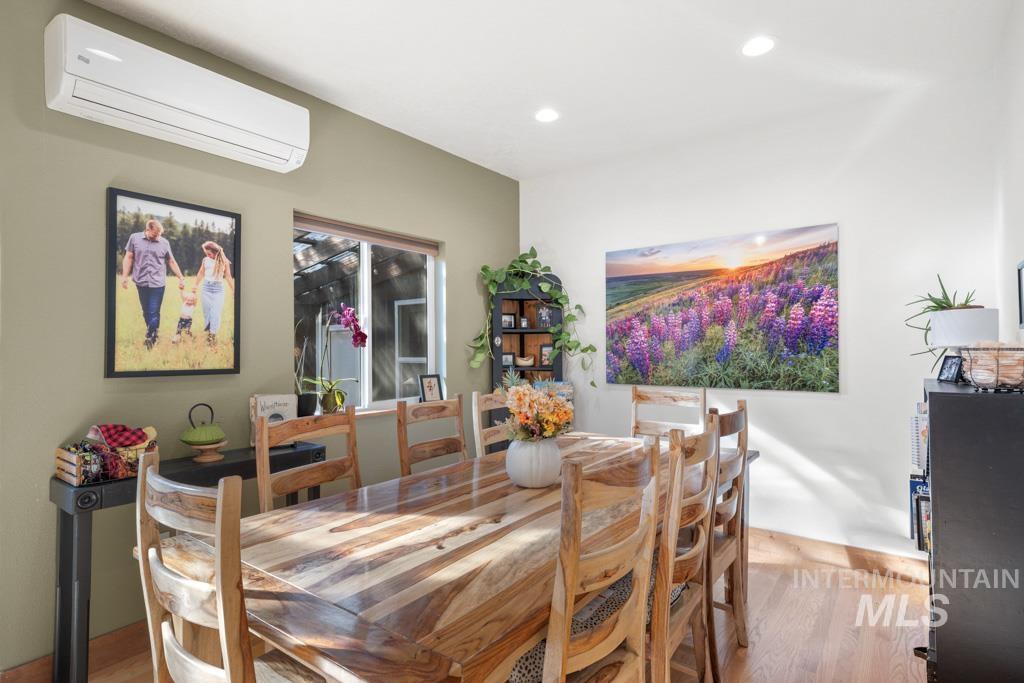 417 E E St, Moscow, Idaho 83843, 4 Bedrooms, 3 Bathrooms, Residential For Sale, Price $624,000,MLS 98965819