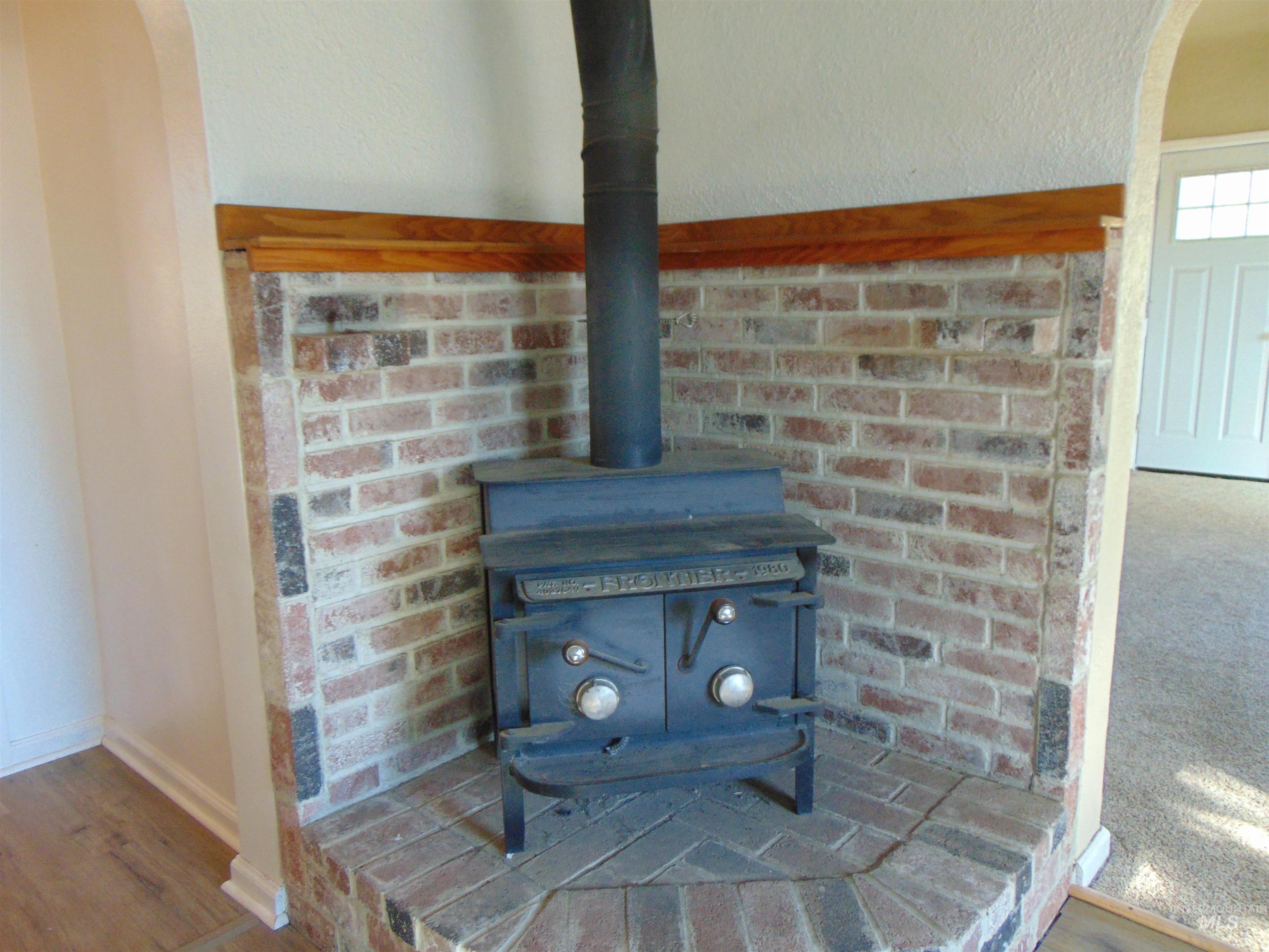 2933 2nd Street, Harper, Oregon 97906, 2 Bedrooms, 1 Bathroom, Residential For Sale, Price $319,900,MLS 98965829