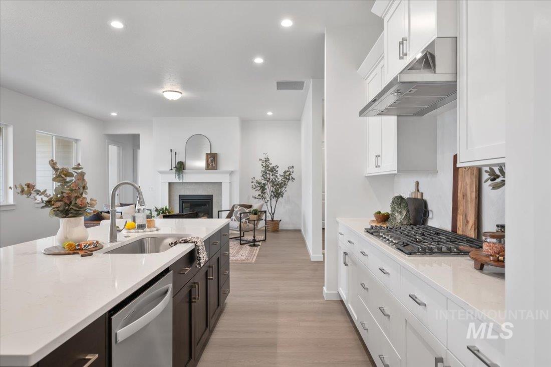 5266 W McNair St, Meridian, Idaho 83646, 4 Bedrooms, 3 Bathrooms, Residential For Sale, Price $639,000,MLS 98965832