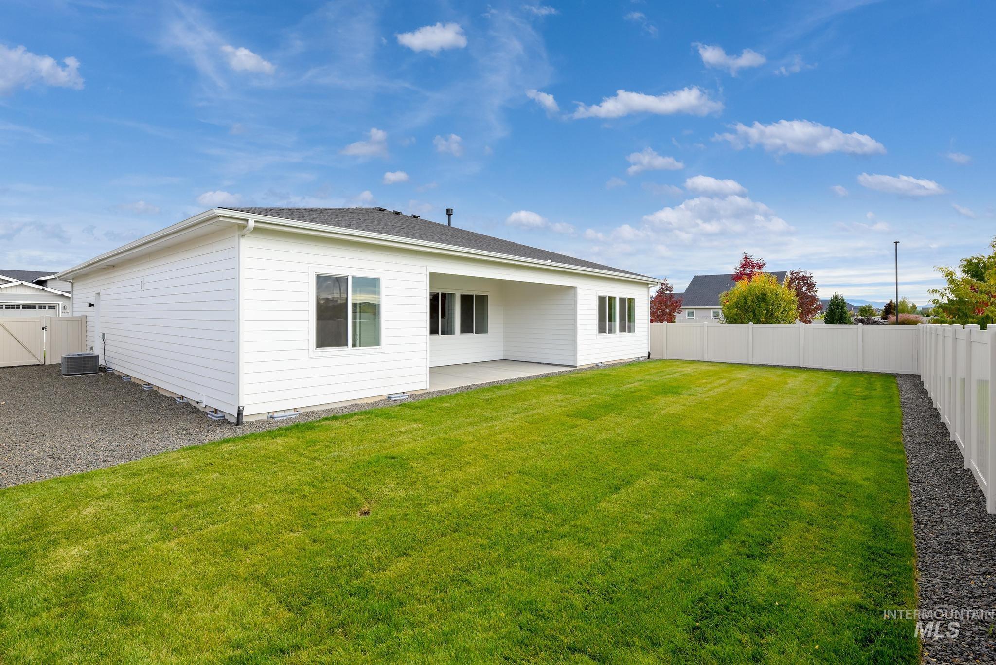 5641 W Milano Dr, Meridian, Idaho 83646, 4 Bedrooms, 3 Bathrooms, Residential For Sale, Price $689,000,MLS 98965833