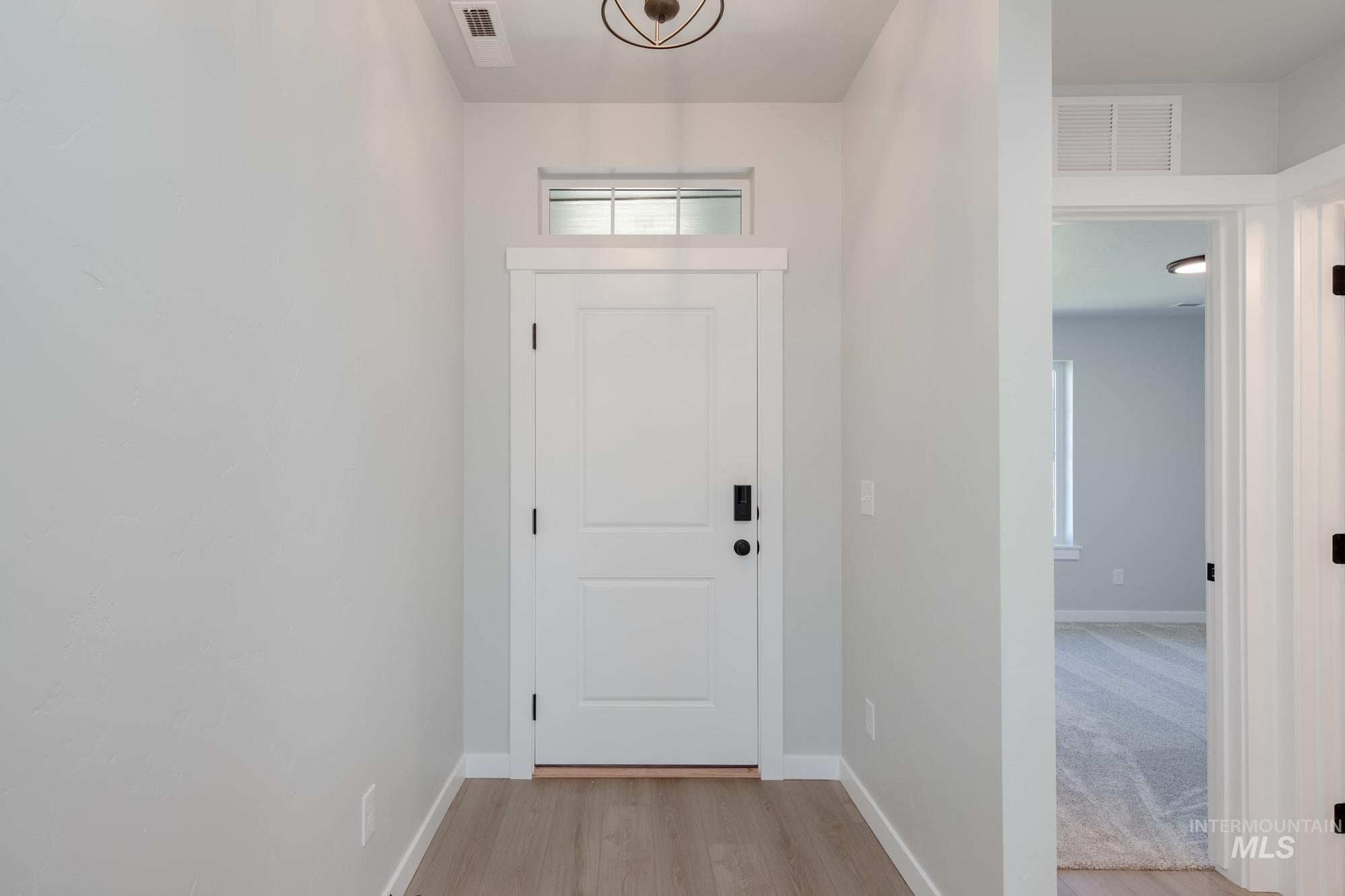 2451 N Silver Wolf Ave, Star, Idaho 83669, 4 Bedrooms, 2 Bathrooms, Residential For Sale, Price $470,990,MLS 98965838