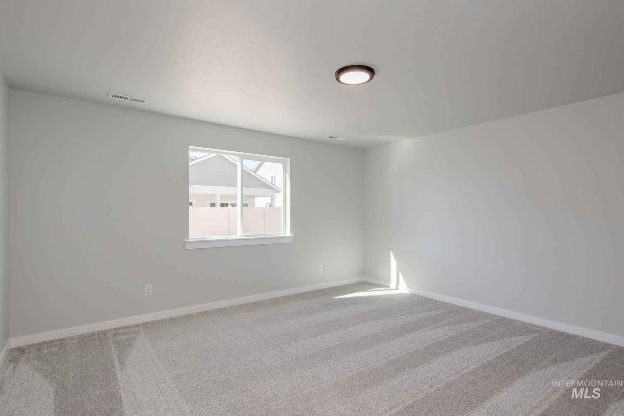 2451 N Silver Wolf Ave, Star, Idaho 83669, 4 Bedrooms, 2 Bathrooms, Residential For Sale, Price $470,990,MLS 98965838