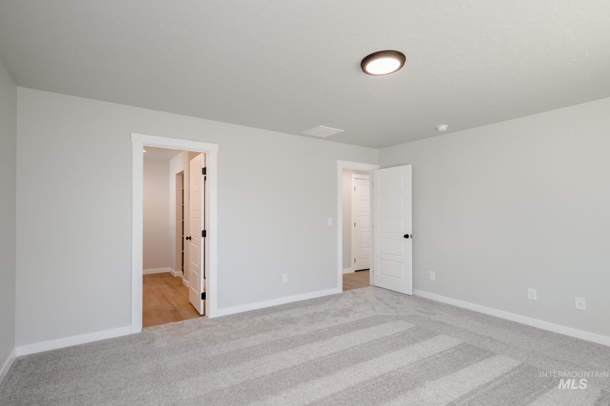 2451 N Silver Wolf Ave, Star, Idaho 83669, 4 Bedrooms, 2 Bathrooms, Residential For Sale, Price $470,990,MLS 98965838