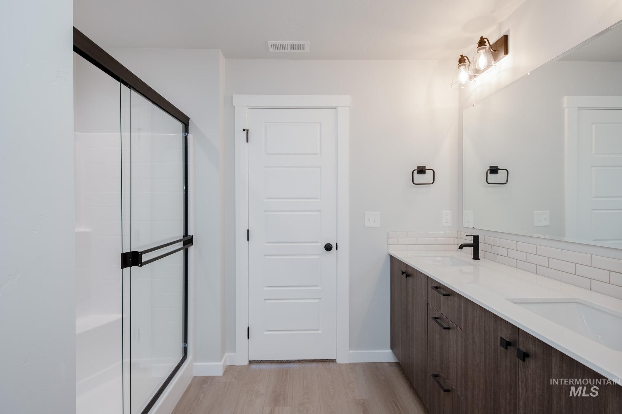 2451 N Silver Wolf Ave, Star, Idaho 83669, 4 Bedrooms, 2 Bathrooms, Residential For Sale, Price $470,990,MLS 98965838