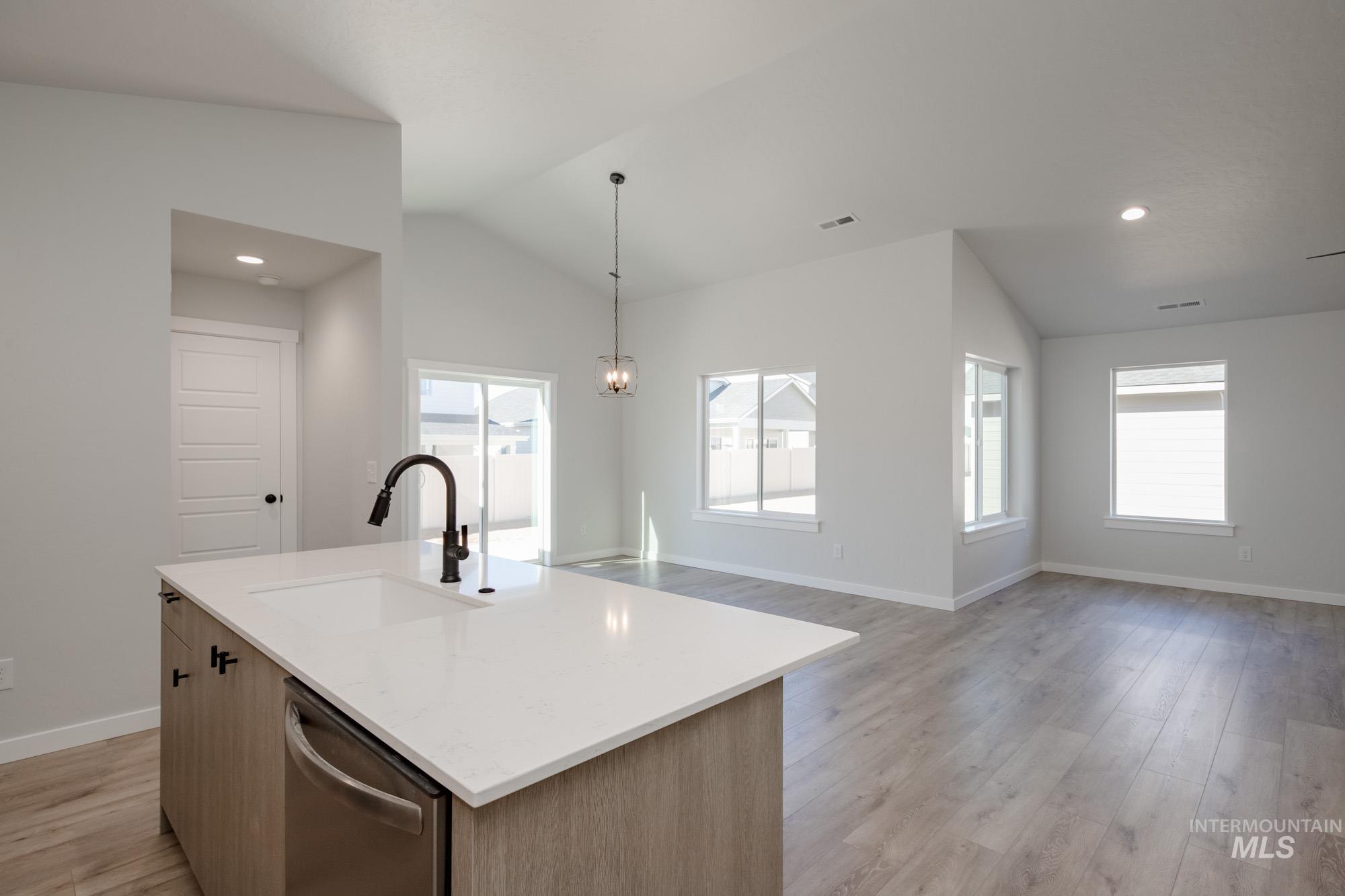 2433 N Silver Wolf Ave, Star, Idaho 83669, 4 Bedrooms, 2 Bathrooms, Residential For Sale, Price $494,990,MLS 98965839