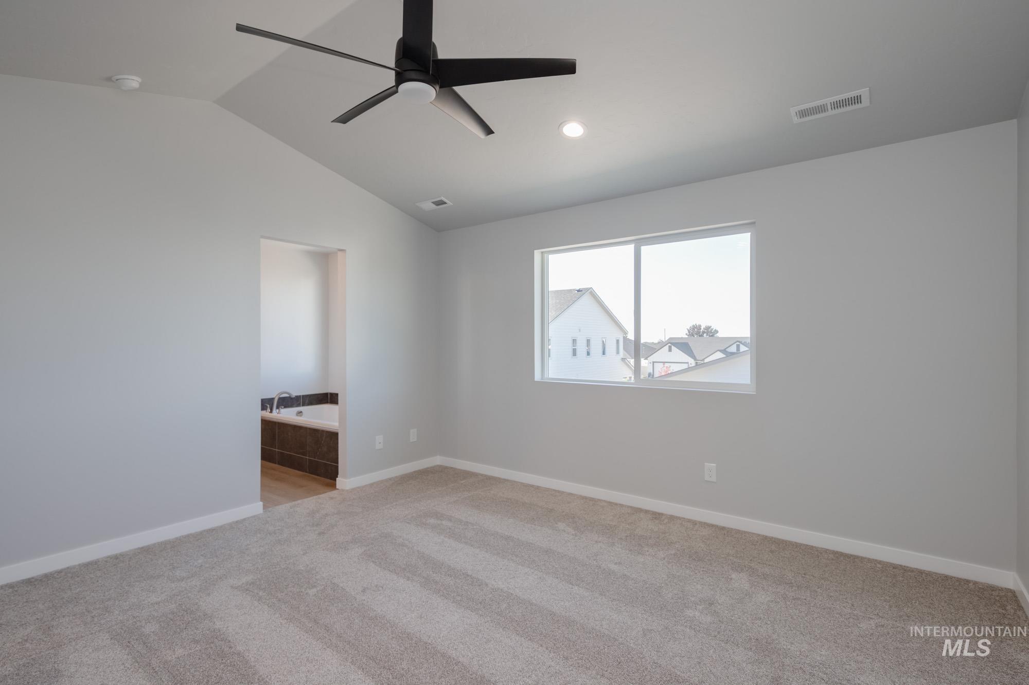 2397 N Silver Wolf Ave, Star, Idaho 83669, 4 Bedrooms, 2.5 Bathrooms, Residential For Sale, Price $554,990,MLS 98965840