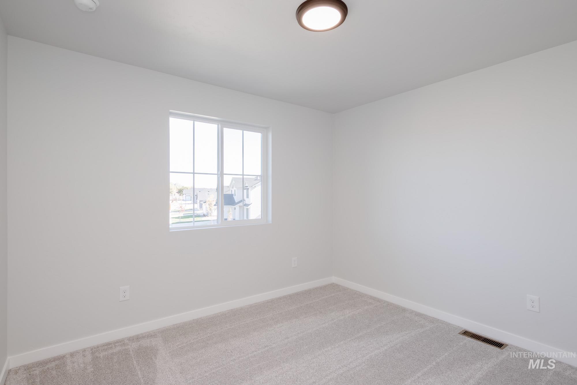 2389 N Silver Wolf Ave, Star, Idaho 83669, 3 Bedrooms, 2.5 Bathrooms, Residential For Sale, Price $458,990,MLS 98965841