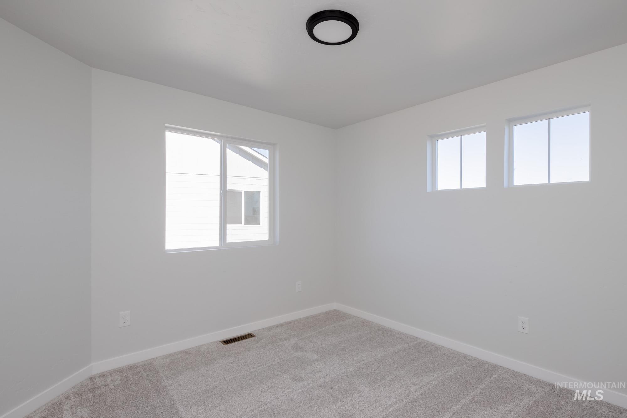 2389 N Silver Wolf Ave, Star, Idaho 83669, 3 Bedrooms, 2.5 Bathrooms, Residential For Sale, Price $458,990,MLS 98965841