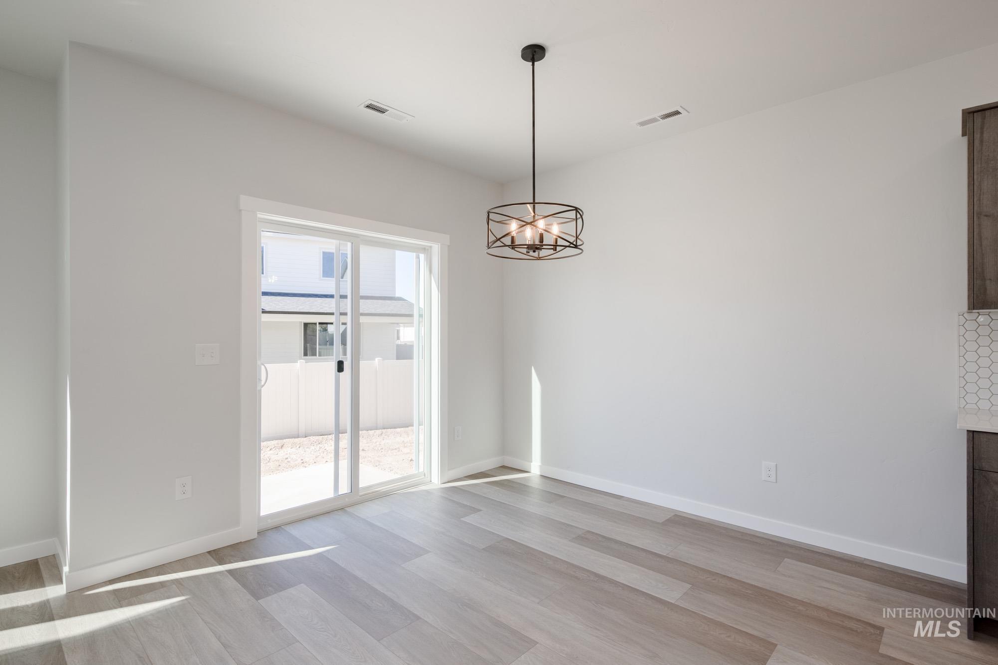 2389 N Silver Wolf Ave, Star, Idaho 83669, 3 Bedrooms, 2.5 Bathrooms, Residential For Sale, Price $458,990,MLS 98965841