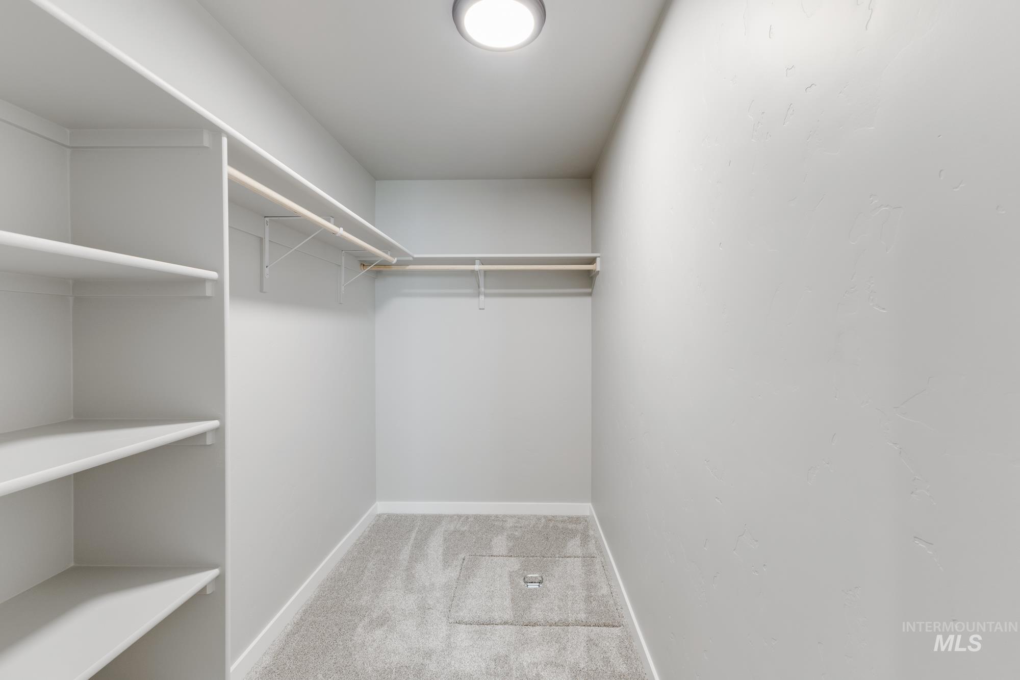 10546 W Teratai St, Star, Idaho 83669, 3 Bedrooms, 2 Bathrooms, Residential For Sale, Price $454,990,MLS 98965843