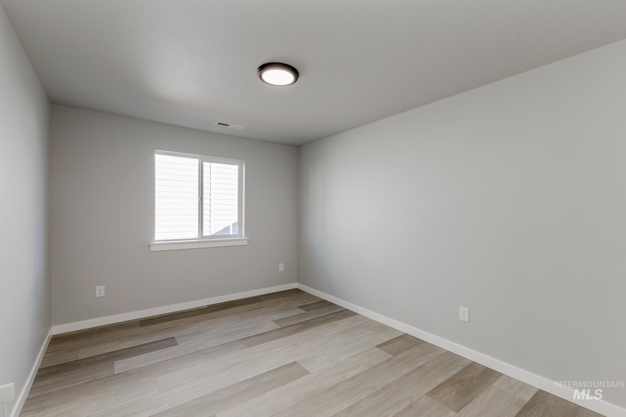 10546 W Teratai St, Star, Idaho 83669, 3 Bedrooms, 2 Bathrooms, Residential For Sale, Price $454,990,MLS 98965843