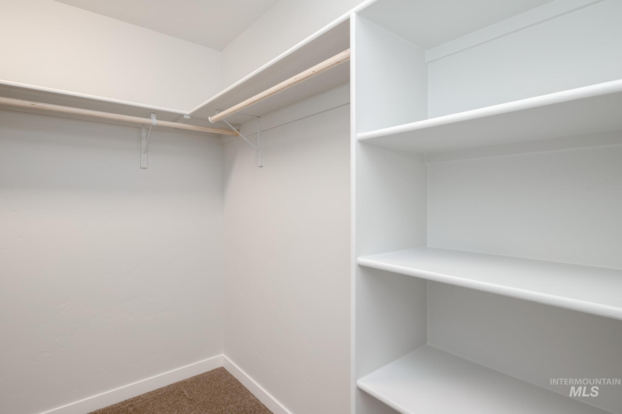 1092 Ellis River Ave, Middleton, Idaho 83644, 4 Bedrooms, 2.5 Bathrooms, Residential For Sale, Price $483,990,MLS 98965847