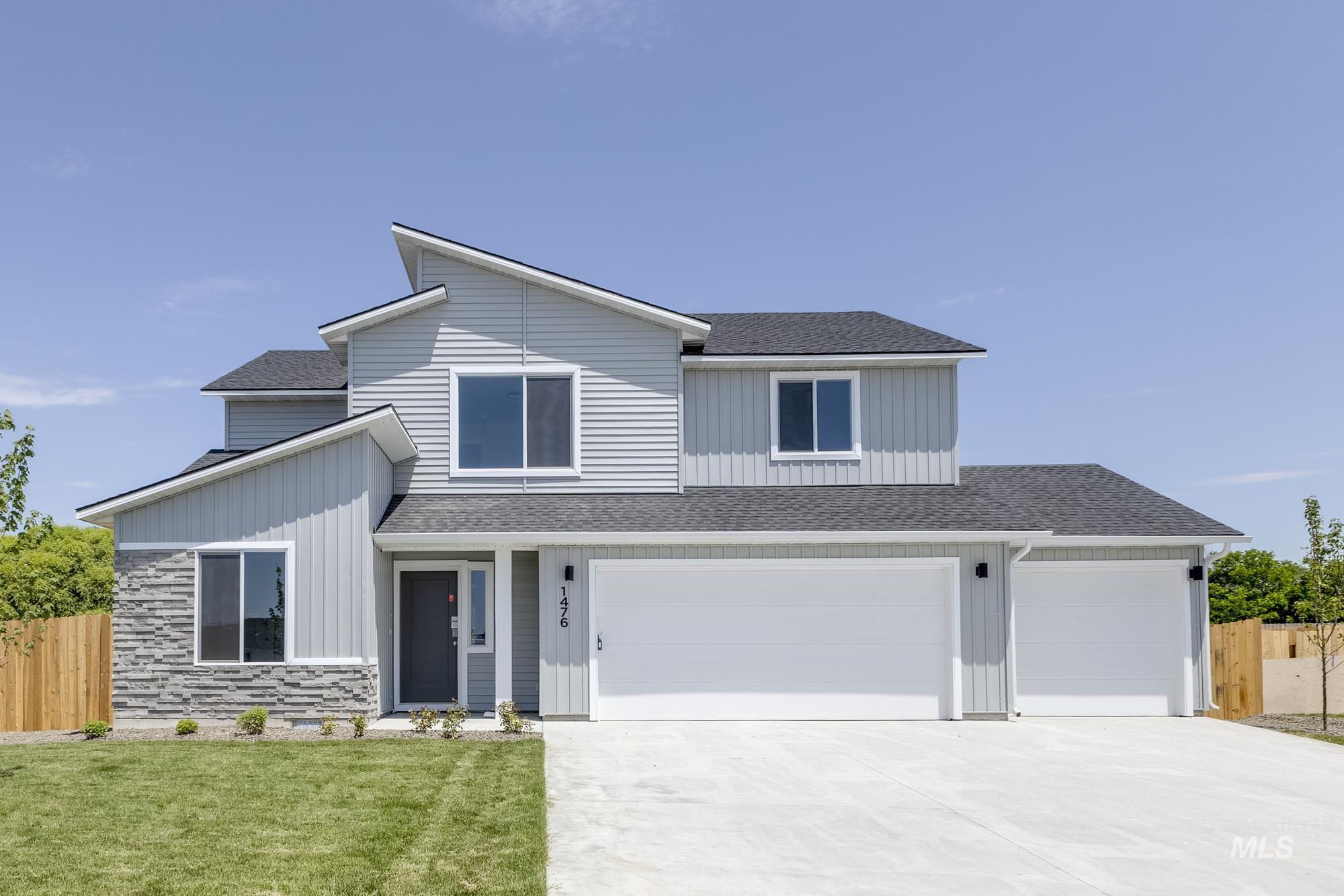 1104 Webb Brook St, Middleton, Idaho 83644, 4 Bedrooms, 2.5 Bathrooms, Residential For Sale, Price $474,990,MLS 98965848