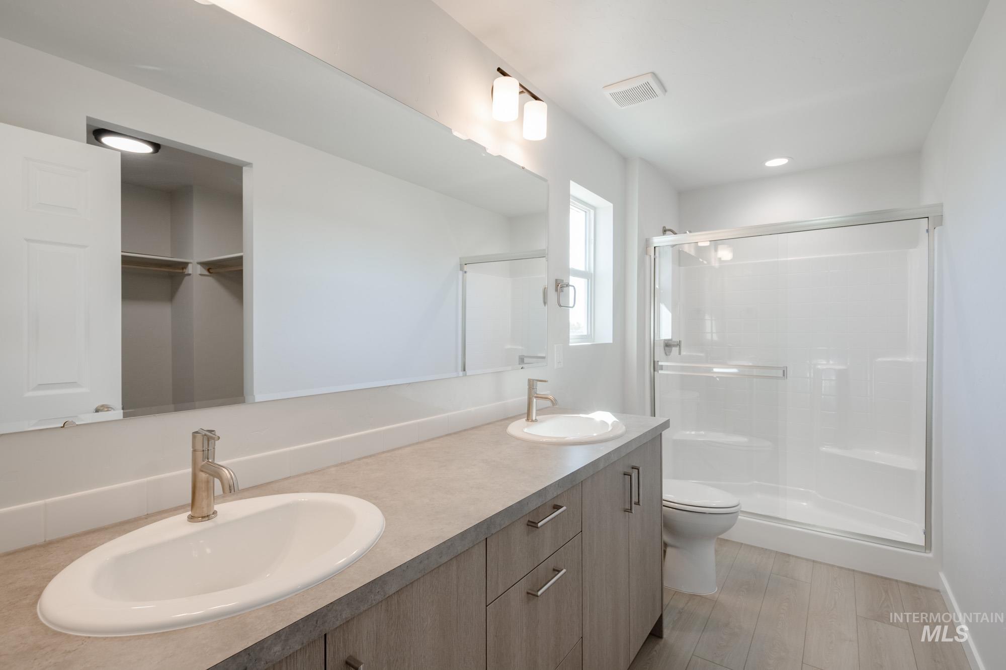 1104 Webb Brook St, Middleton, Idaho 83644, 4 Bedrooms, 2.5 Bathrooms, Residential For Sale, Price $474,990, 98965848