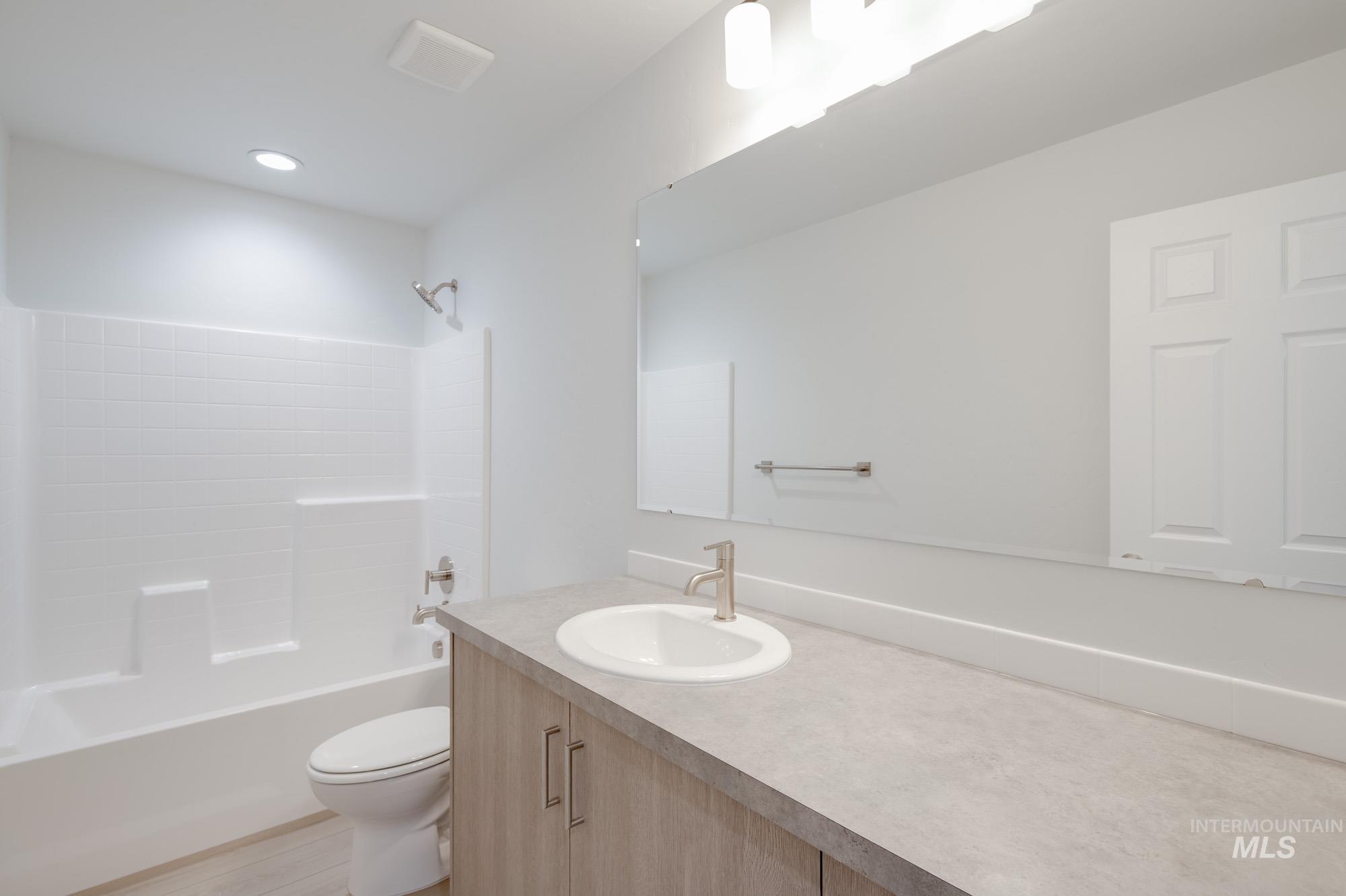 1104 Webb Brook St, Middleton, Idaho 83644, 4 Bedrooms, 2.5 Bathrooms, Residential For Sale, Price $474,990, 98965848