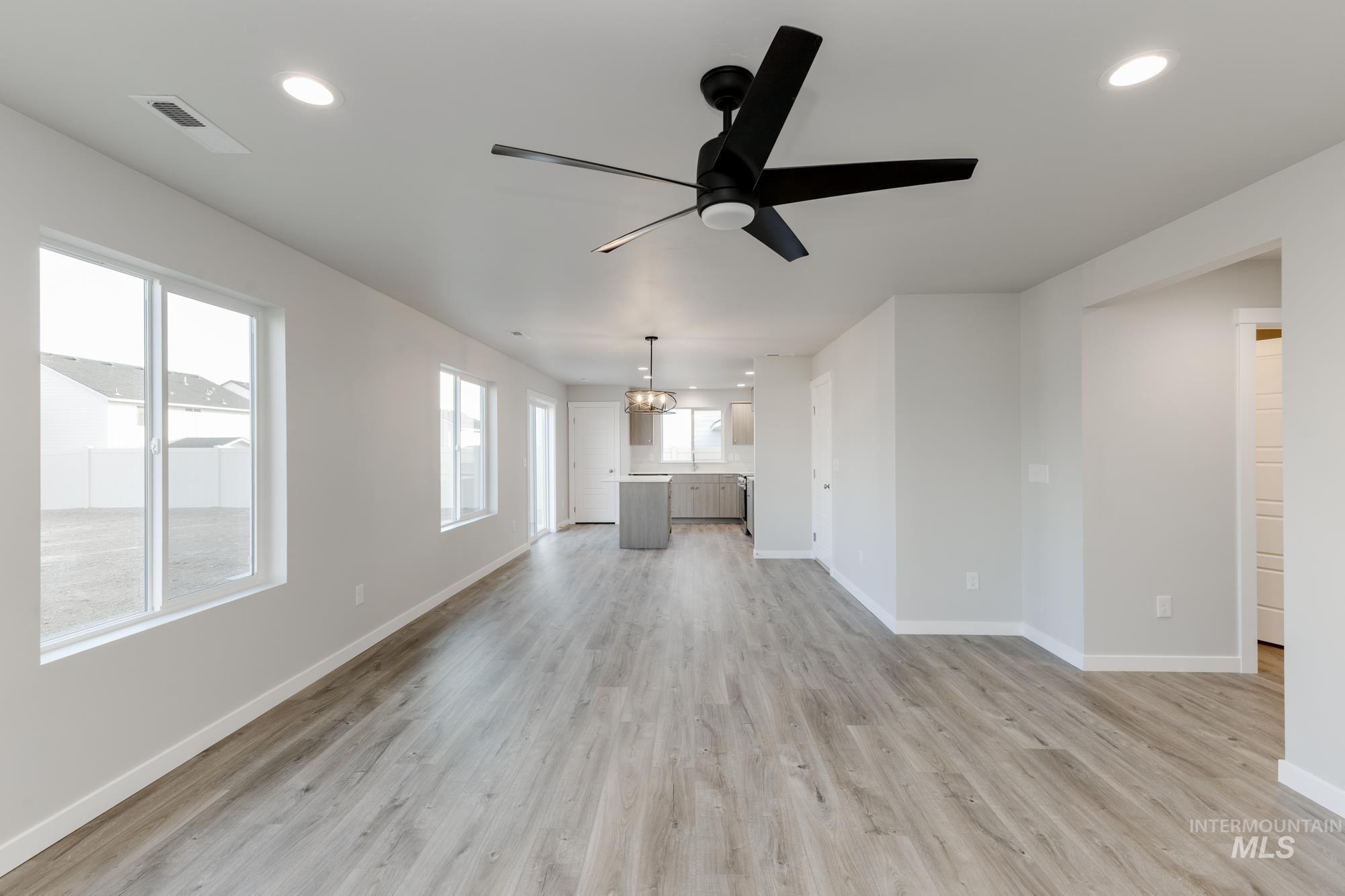 1104 Webb Brook St, Middleton, Idaho 83644, 4 Bedrooms, 2.5 Bathrooms, Residential For Sale, Price $474,990,MLS 98965848