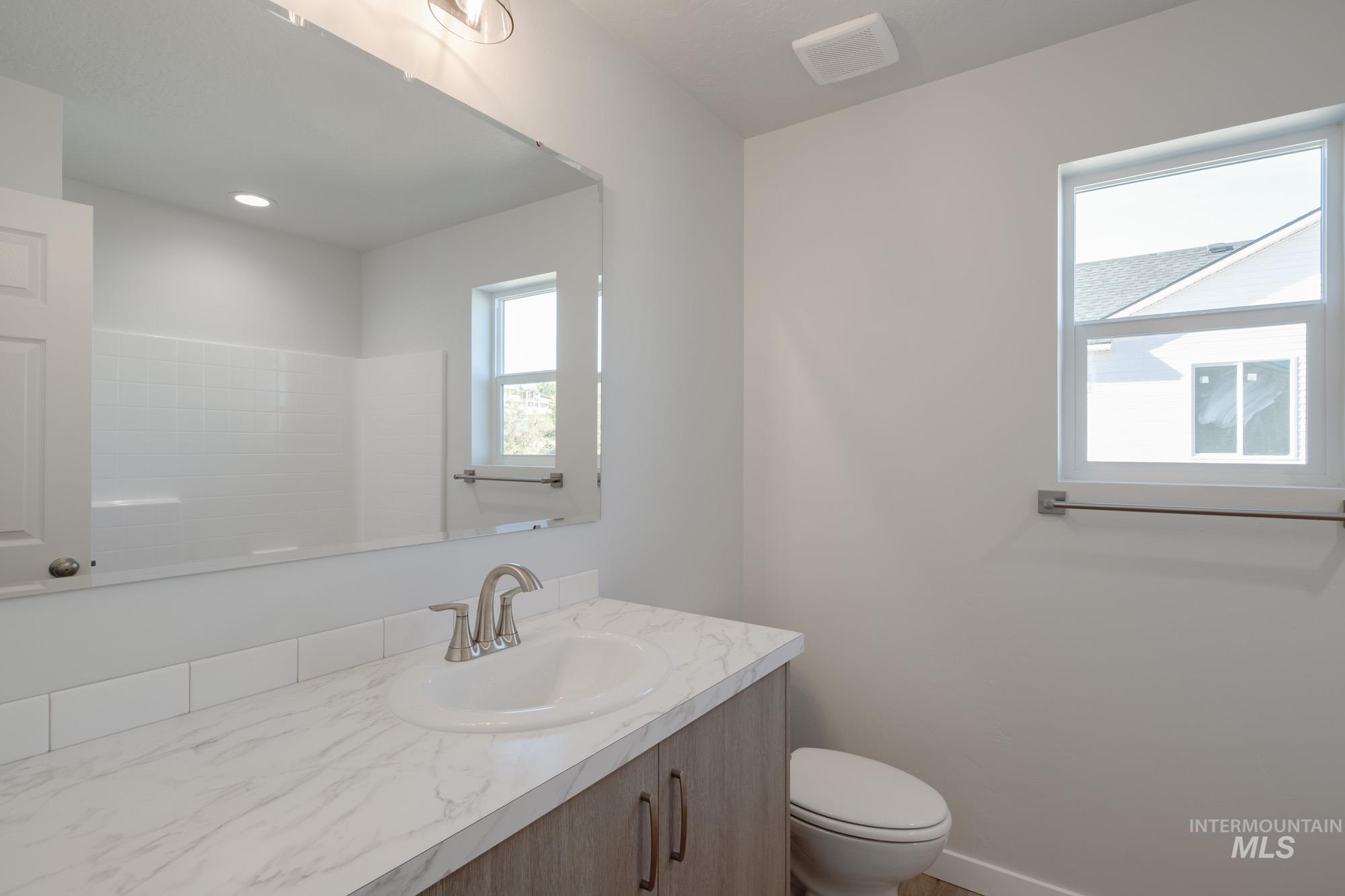 1732 Webb Brook St, Middleton, Idaho 83644, 5 Bedrooms, 2.5 Bathrooms, Residential For Sale, Price $556,990,MLS 98965849