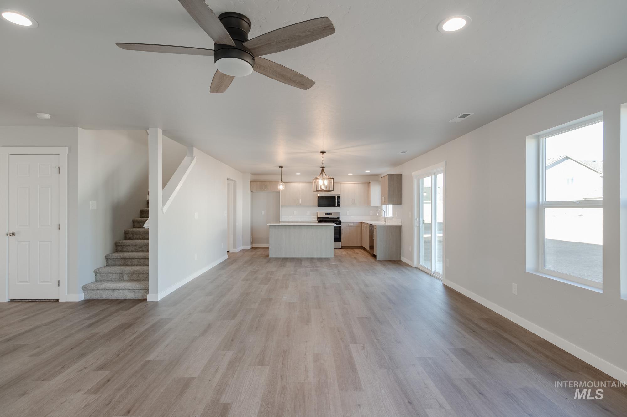 9080 W Camellia St, Nampa, Idaho 83687, 5 Bedrooms, 3 Bathrooms, Residential For Sale, Price $499,990,MLS 98965851