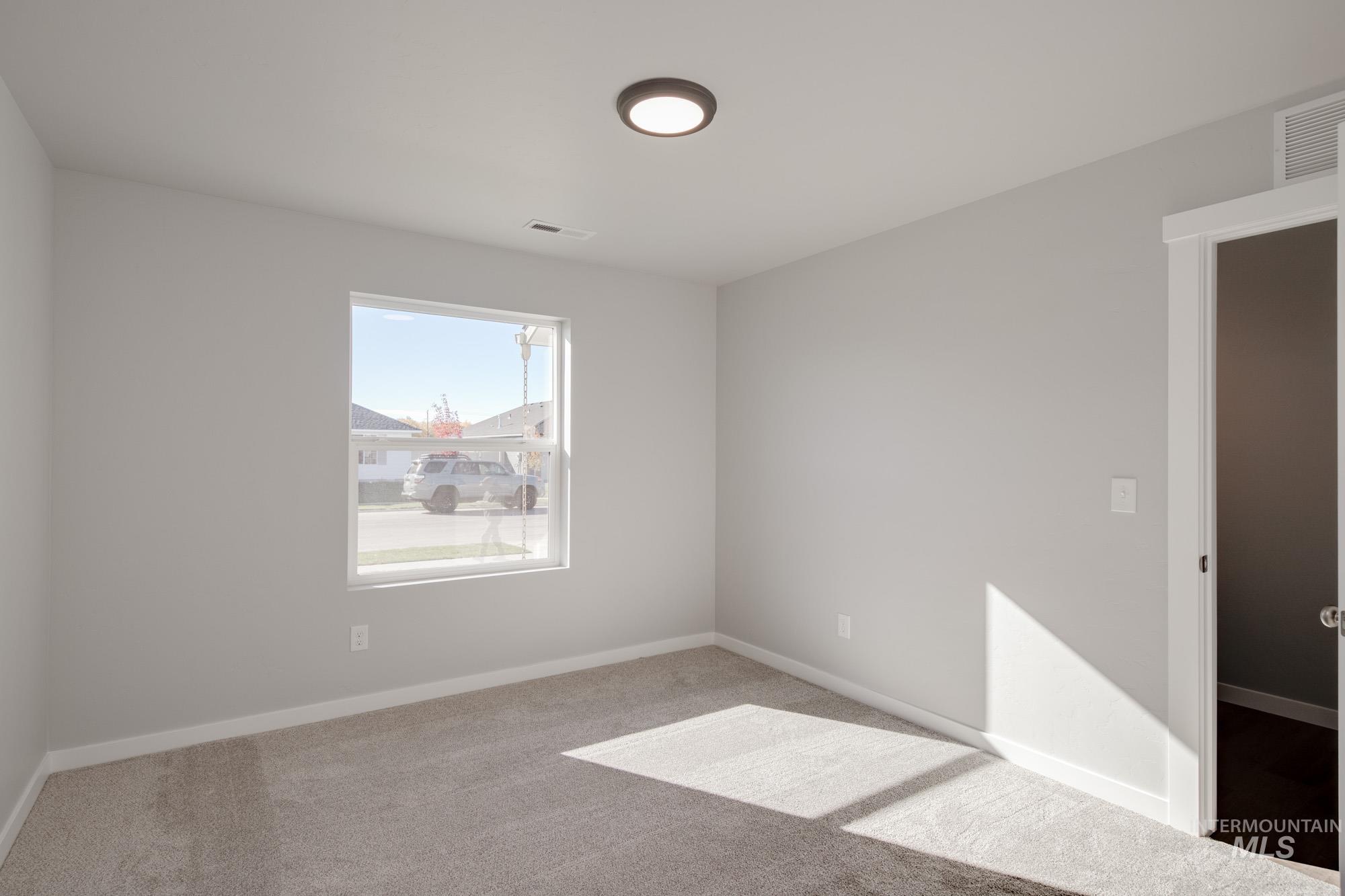 9080 W Camellia St, Nampa, Idaho 83687, 5 Bedrooms, 3 Bathrooms, Residential For Sale, Price $499,990,MLS 98965851