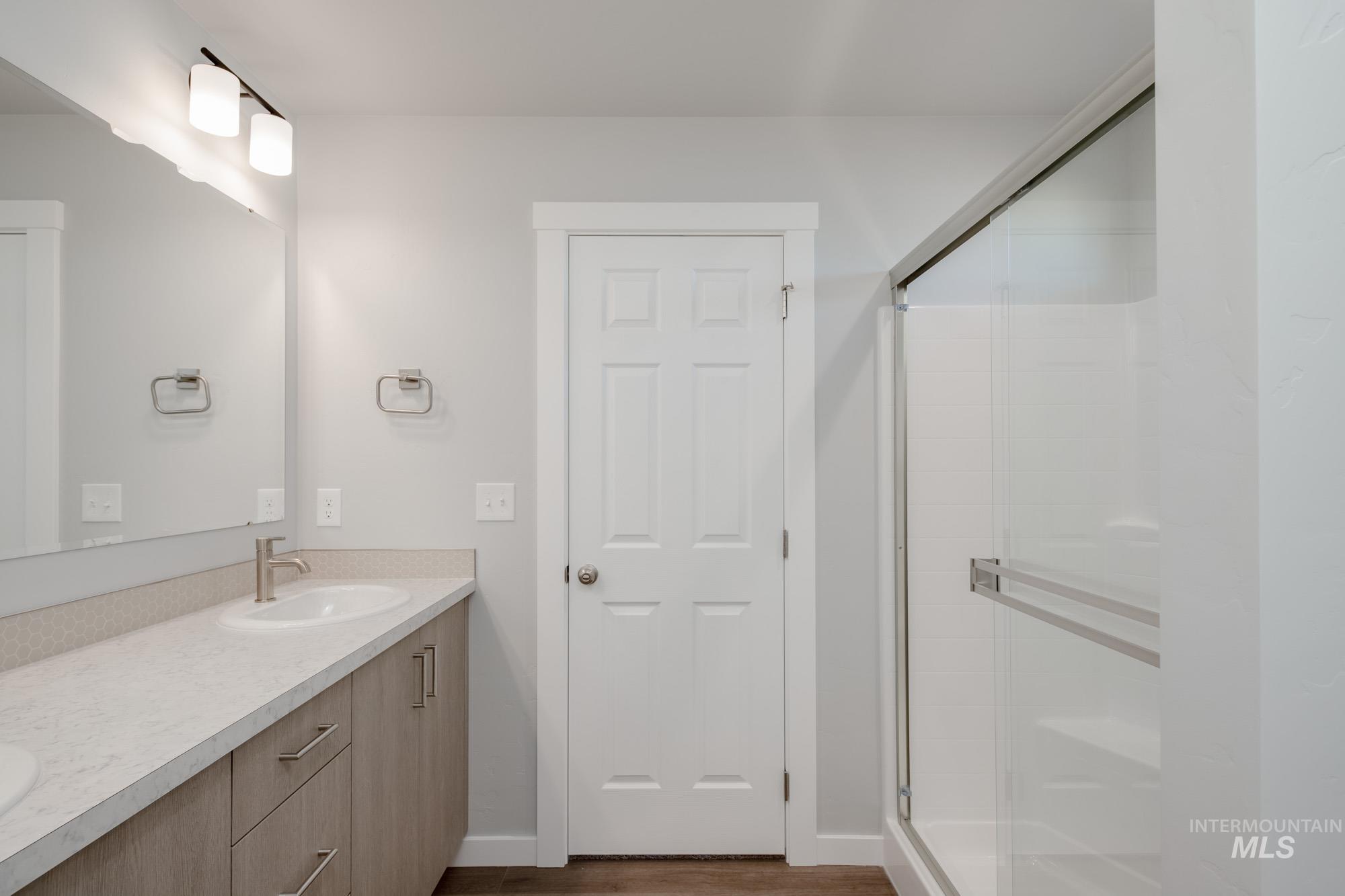 9080 W Camellia St, Nampa, Idaho 83687, 5 Bedrooms, 3 Bathrooms, Residential For Sale, Price $499,990,MLS 98965851