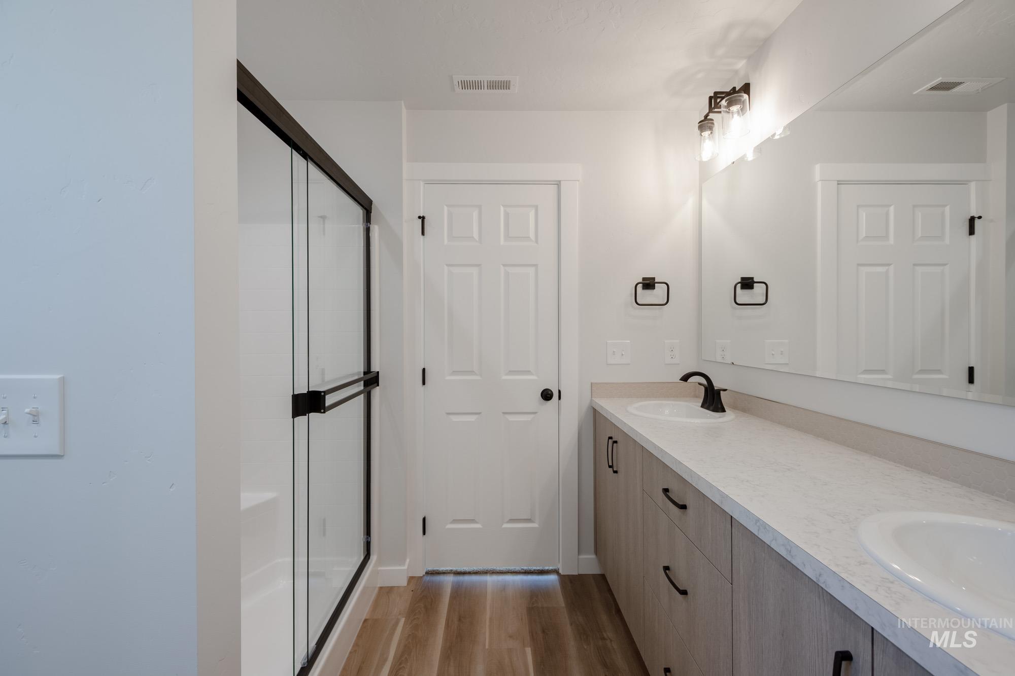 9051 W Camellia St, Nampa, Idaho 83687, 4 Bedrooms, 2 Bathrooms, Residential For Sale, Price $434,990,MLS 98965852