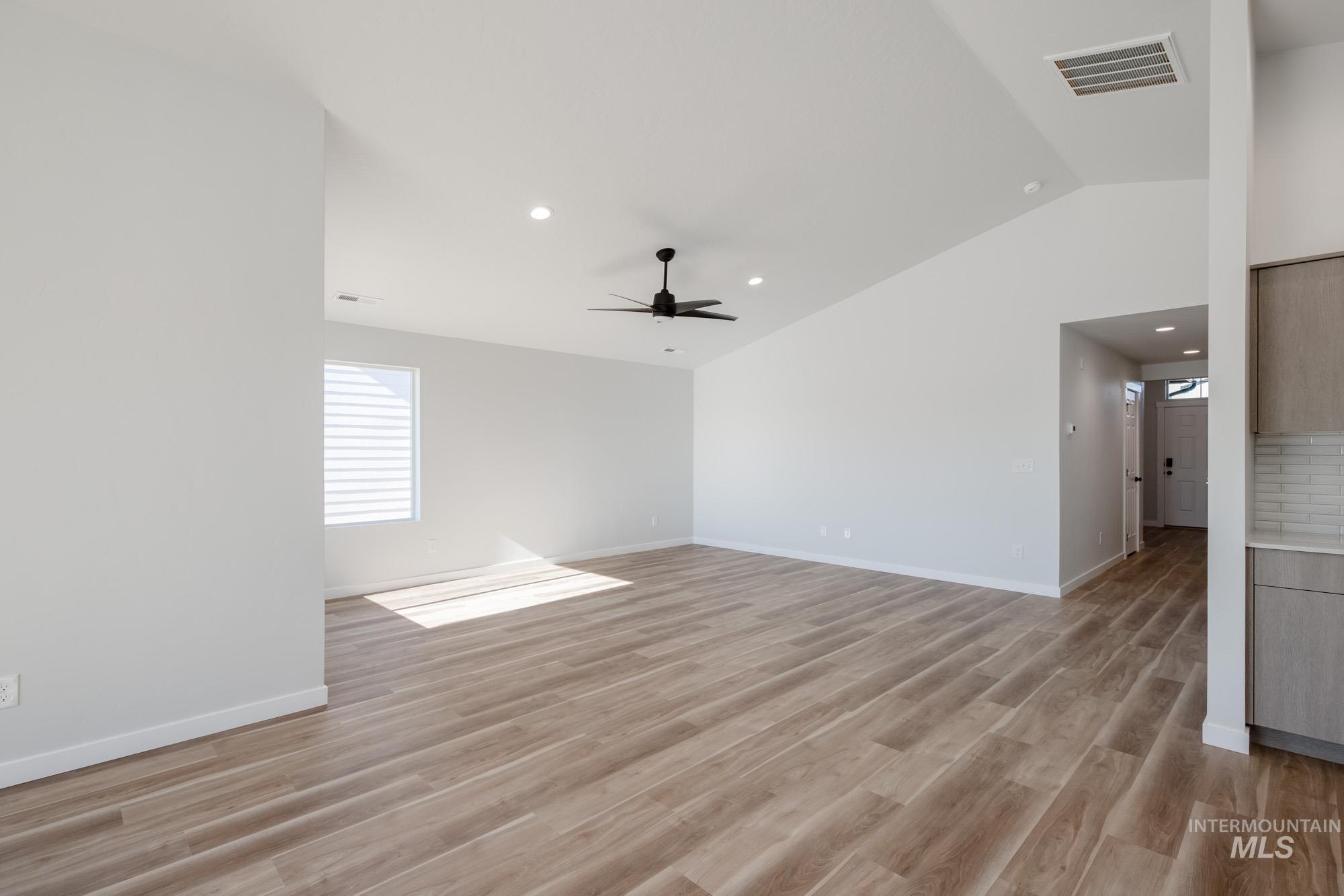 9051 W Camellia St, Nampa, Idaho 83687, 4 Bedrooms, 2 Bathrooms, Residential For Sale, Price $434,990,MLS 98965852