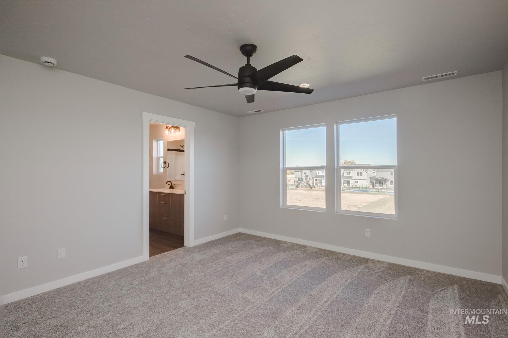 4212 E Hillsong St, Meridian, Idaho 83642, 3 Bedrooms, 2.5 Bathrooms, Residential For Sale, Price $454,990,MLS 98965855