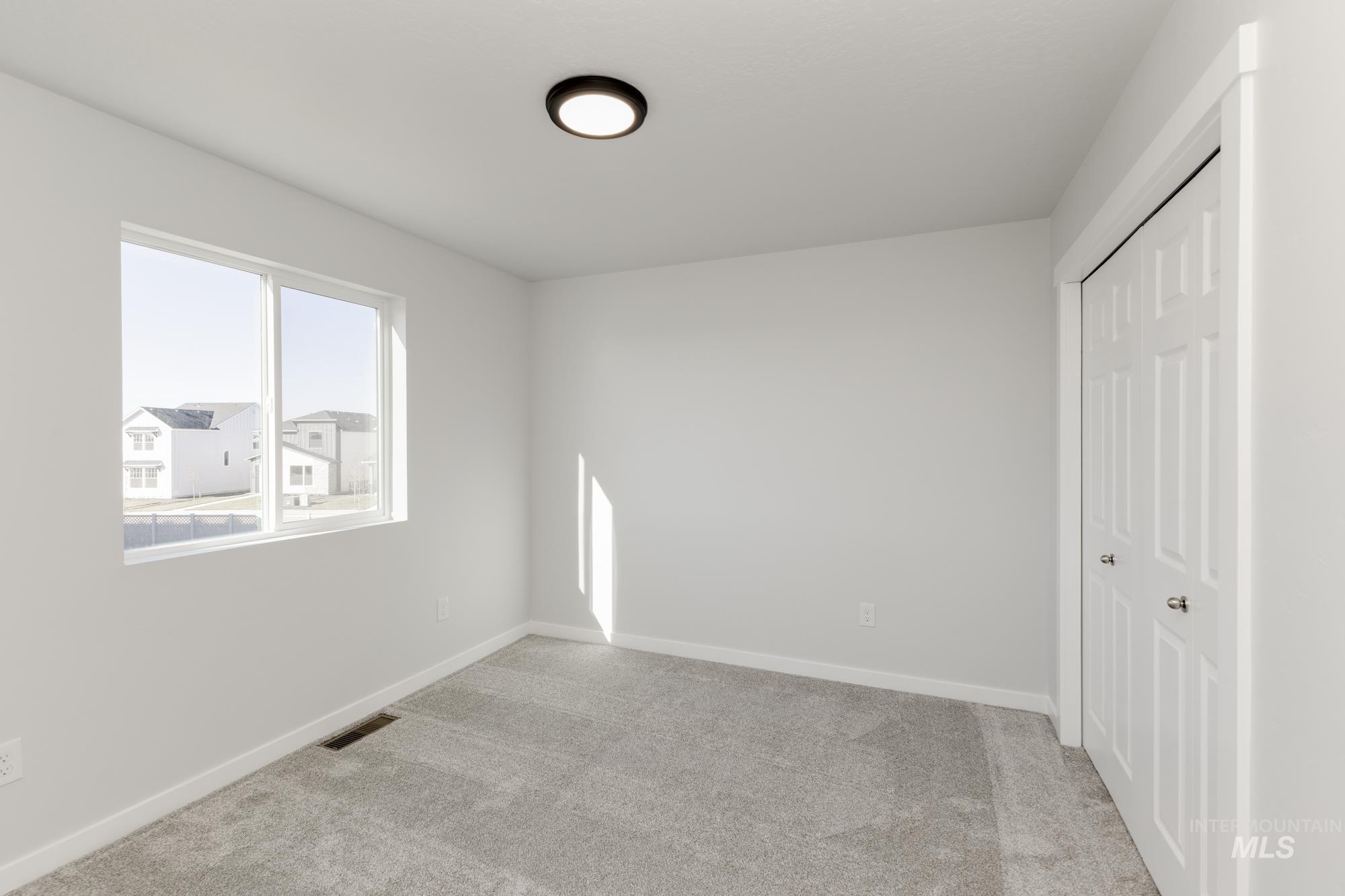 2873 E Boulder Basin Dr, Kuna, Idaho 83634, 3 Bedrooms, 2.5 Bathrooms, Residential For Sale, Price $469,990,MLS 98965856