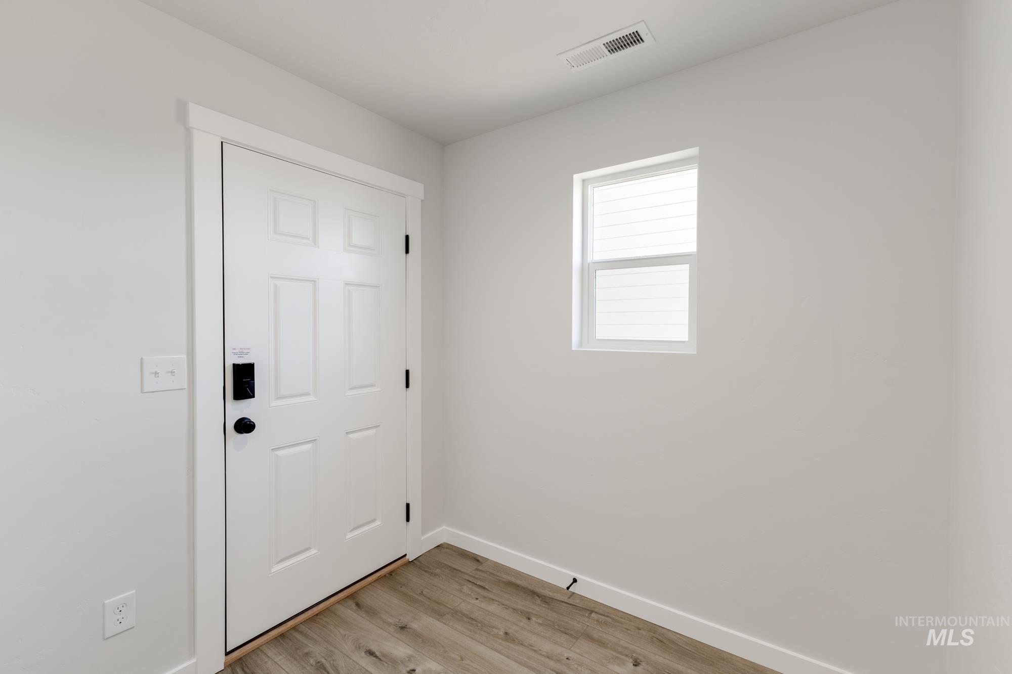 2895 E Boulder Basin Dr, Kuna, Idaho 83634, 3 Bedrooms, 2.5 Bathrooms, Residential For Sale, Price $454,990,MLS 98965857