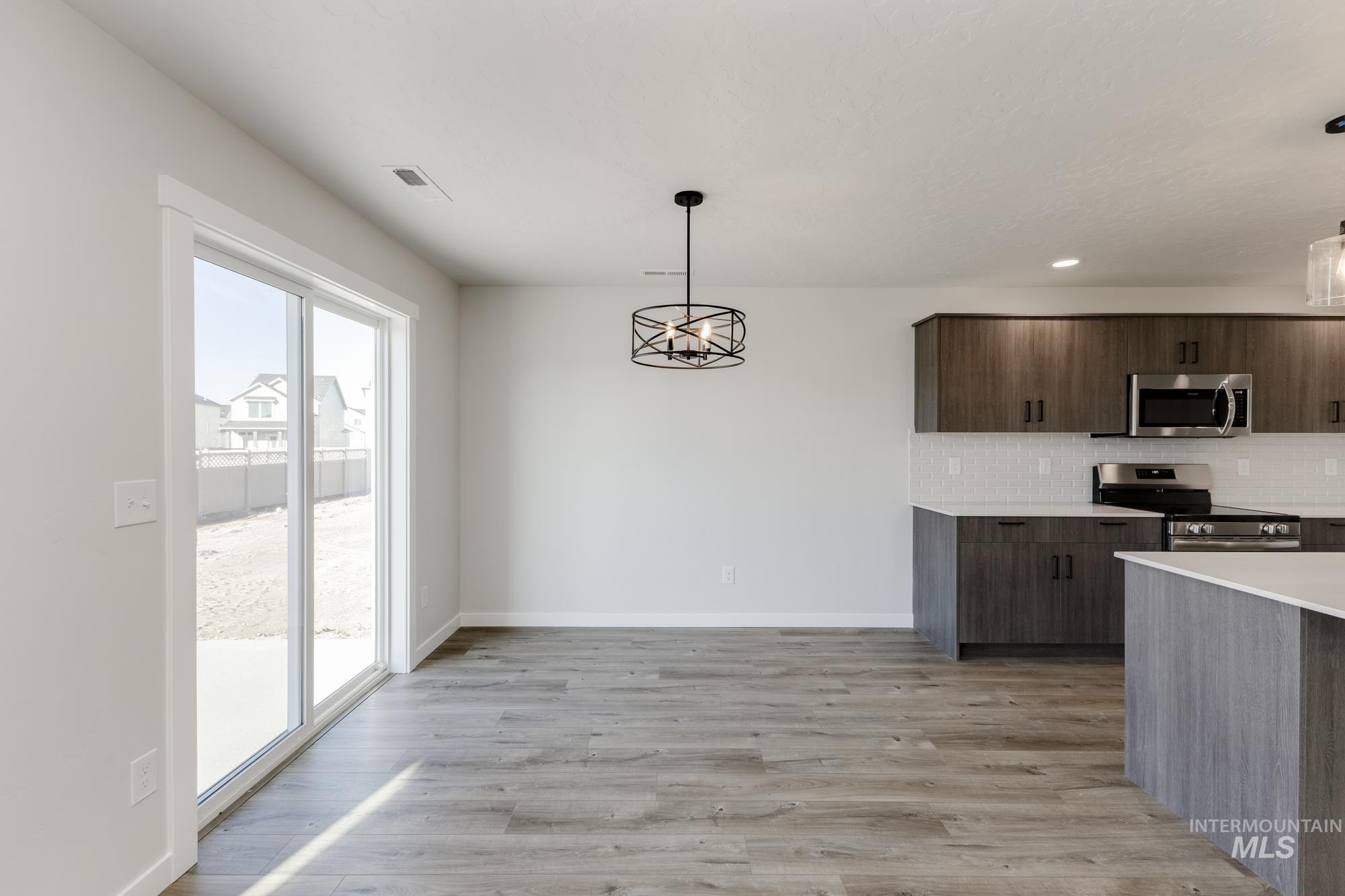 2895 E Boulder Basin Dr, Kuna, Idaho 83634, 3 Bedrooms, 2.5 Bathrooms, Residential For Sale, Price $454,990,MLS 98965857