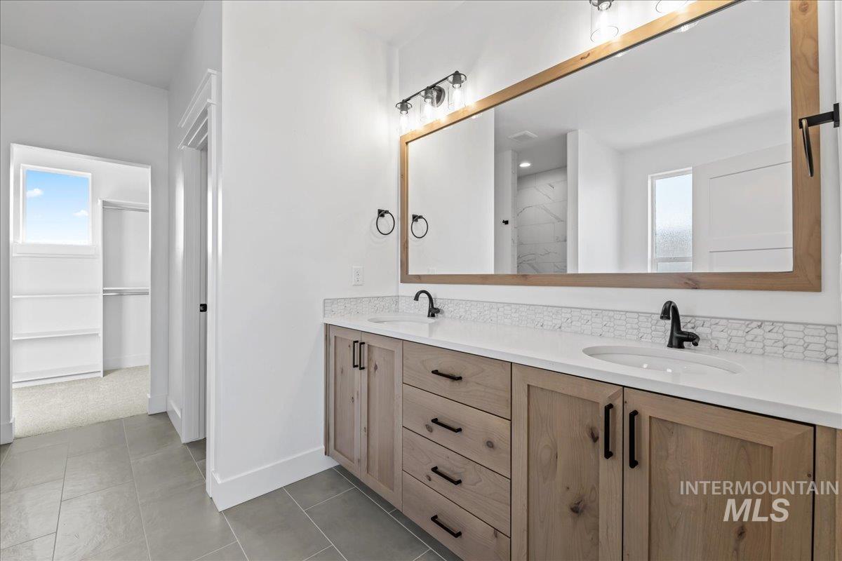 1485 E Andes Dr, Kuna, Idaho 83634, 4 Bedrooms, 2.5 Bathrooms, Residential For Sale, Price $674,900,MLS 98965860