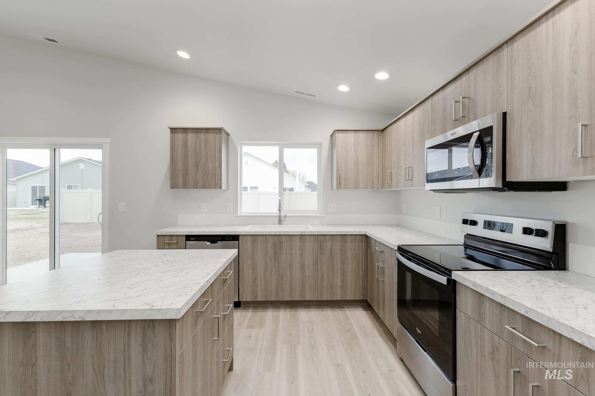 16329 Fill Ave, Caldwell, Idaho 83607, 4 Bedrooms, 2 Bathrooms, Residential For Sale, Price $429,990,MLS 98965865