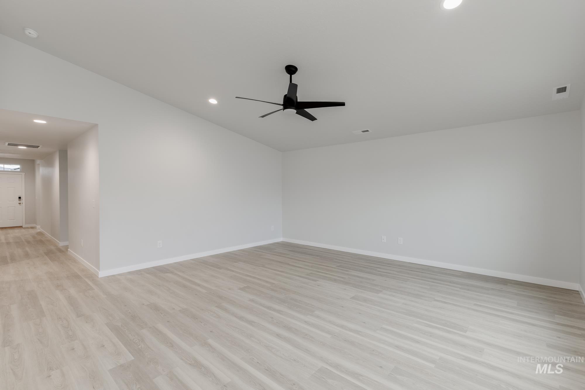 16329 Fill Ave, Caldwell, Idaho 83607, 4 Bedrooms, 2 Bathrooms, Residential For Sale, Price $429,990,MLS 98965865