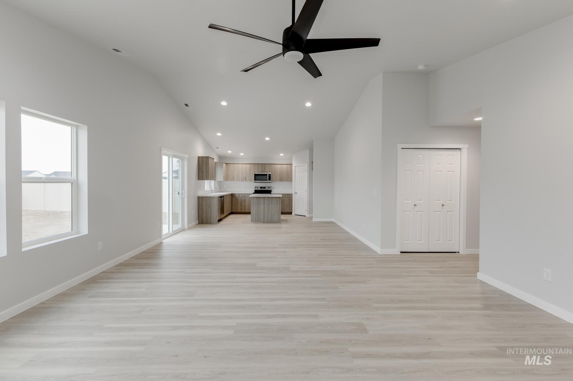 16329 Fill Ave, Caldwell, Idaho 83607, 4 Bedrooms, 2 Bathrooms, Residential For Sale, Price $429,990,MLS 98965865