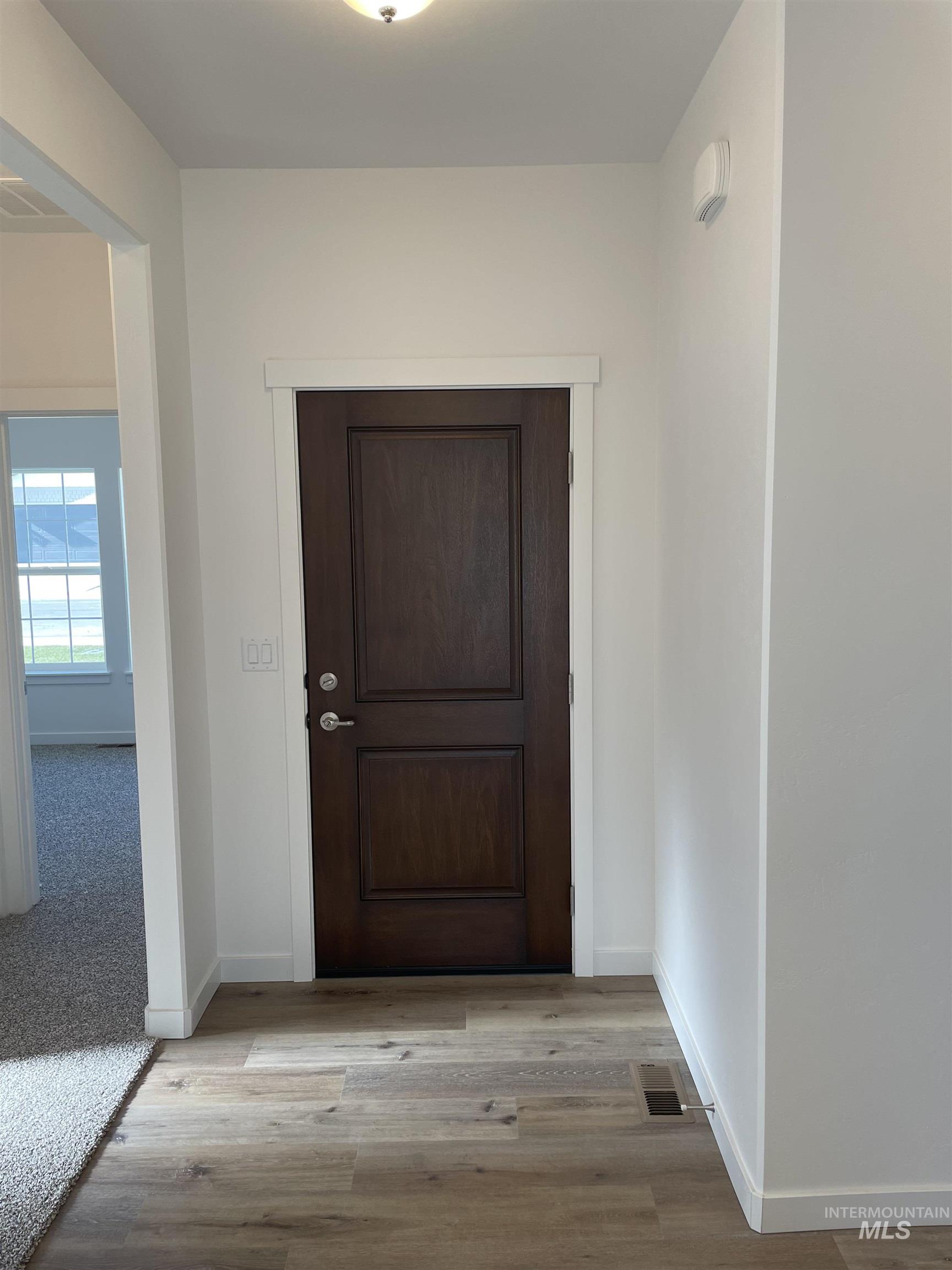 2015 Lowline Ave, Twin Falls, Idaho 83301, 3 Bedrooms, 2 Bathrooms, Residential For Sale, Price $379,900,MLS 98965879