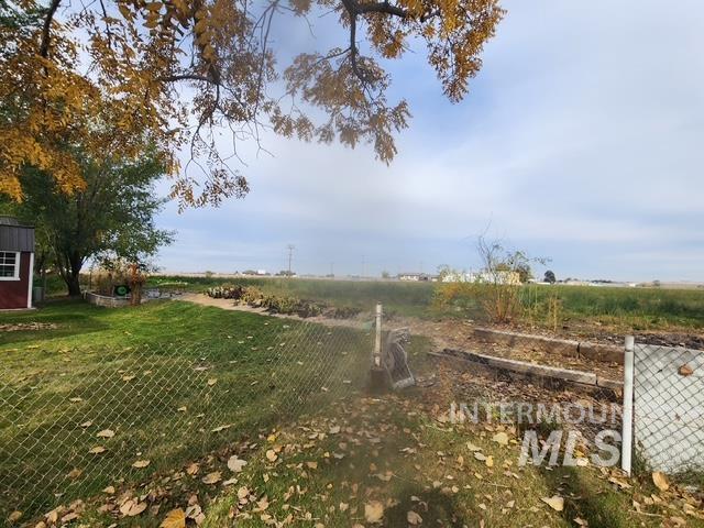 1220 N 4th St., Trlr 58, Parma, Idaho 83660, 2 Bedrooms, 2 Bathrooms, Residential For Sale, Price $67,000,MLS 98965886