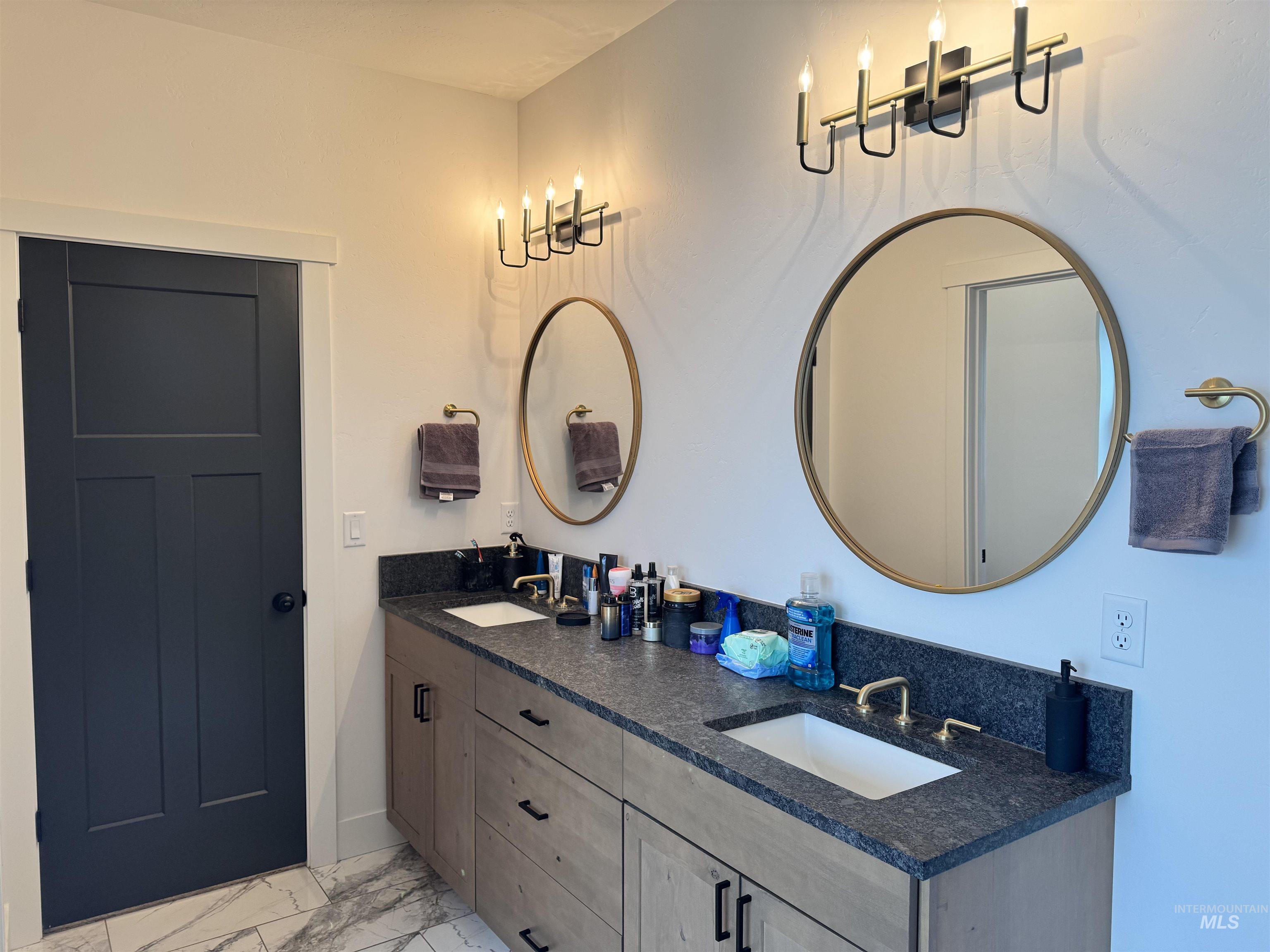 2960 Evening Sun Drive, Twin Falls, Idaho 83301, 5 Bedrooms, 3 Bathrooms, Residential For Sale, Price $769,900, 98965890