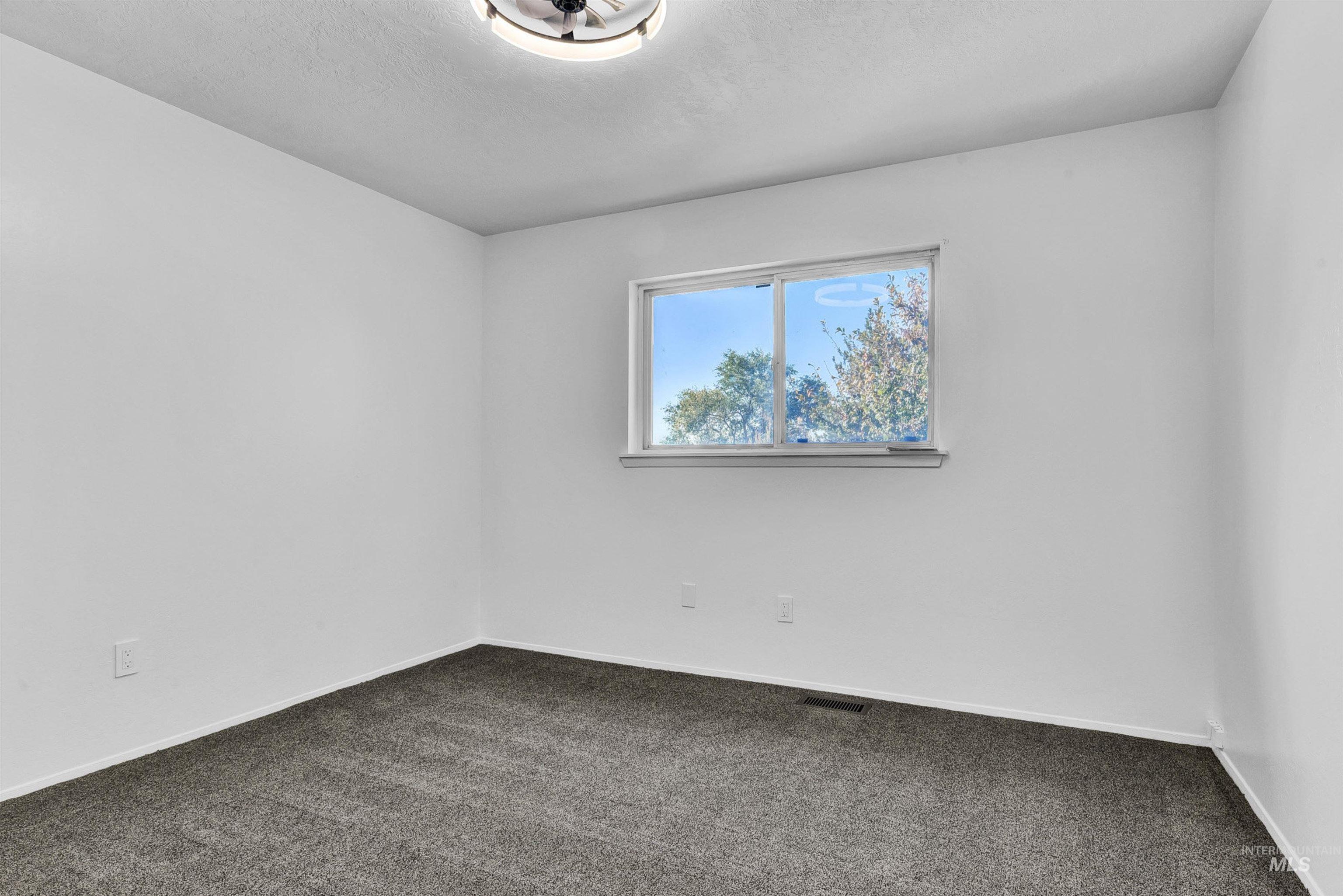 7446 S Glenridge View Drive, Boise, Idaho 83709-6834, 4 Bedrooms, 2 Bathrooms, Residential For Sale, Price $725,000,MLS 98965893