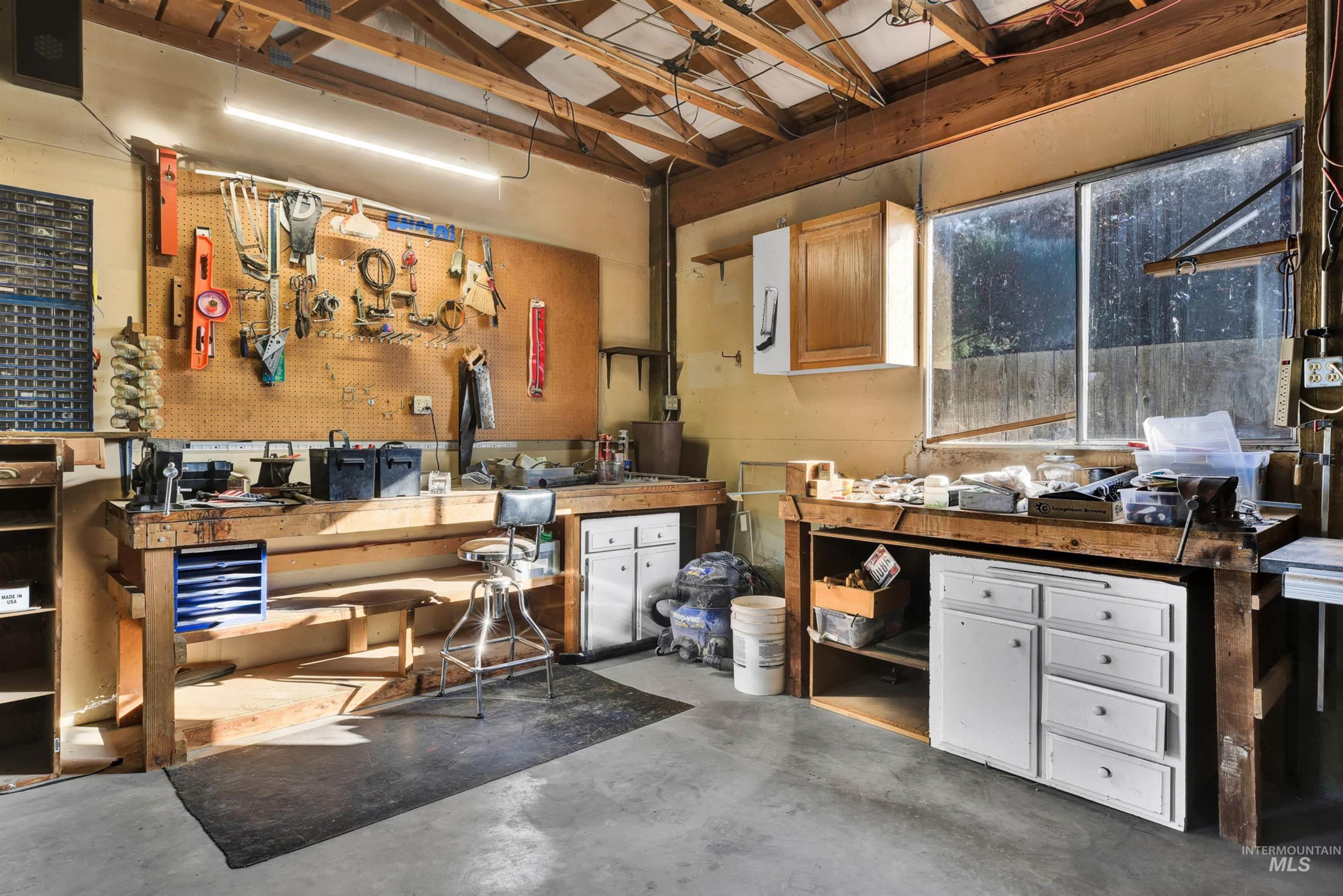 7446 S Glenridge View Drive, Boise, Idaho 83709-6834, 4 Bedrooms, 2 Bathrooms, Residential For Sale, Price $725,000,MLS 98965893