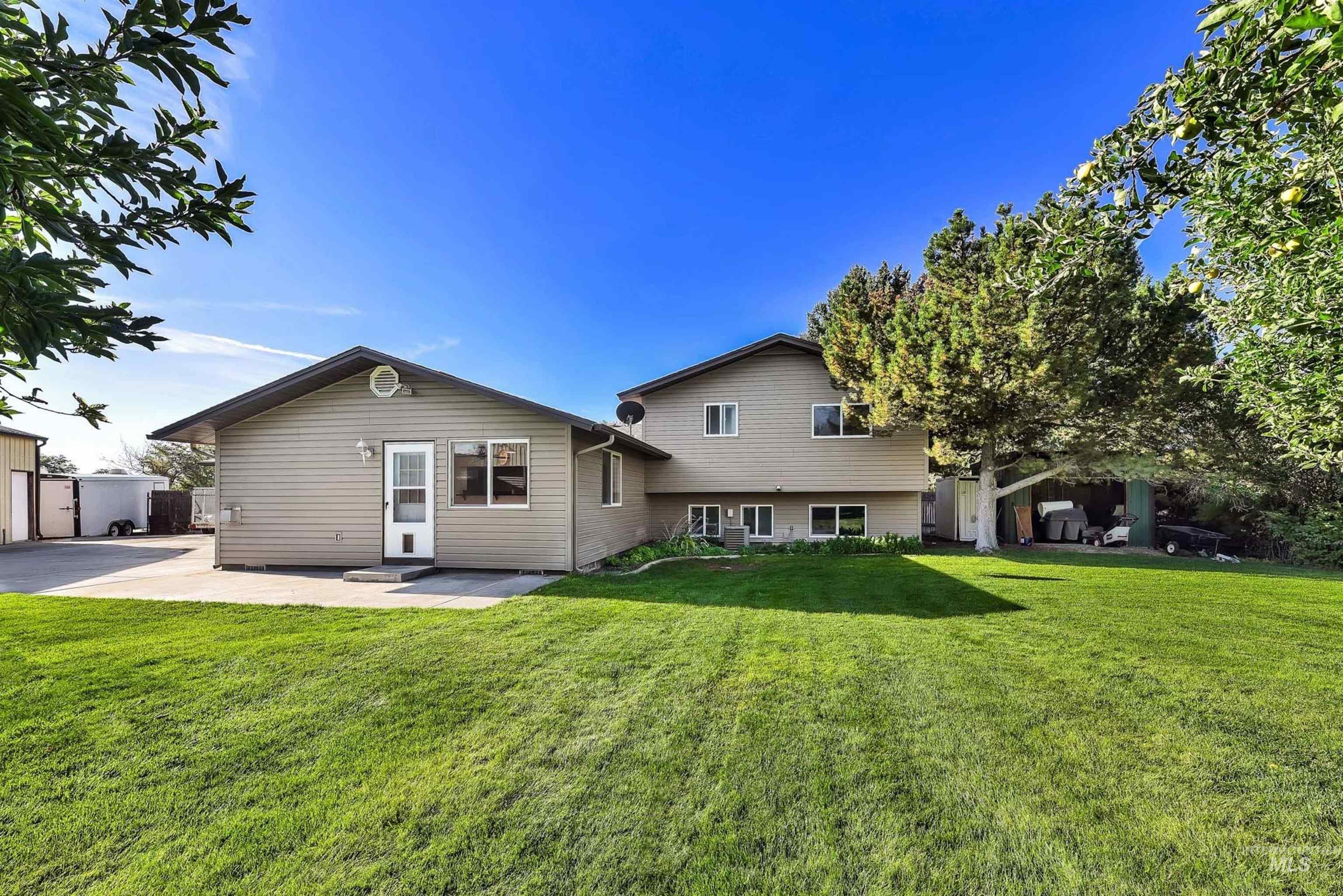 7446 S Glenridge View Drive, Boise, Idaho 83709-6834, 4 Bedrooms, 2 Bathrooms, Residential For Sale, Price $725,000,MLS 98965893