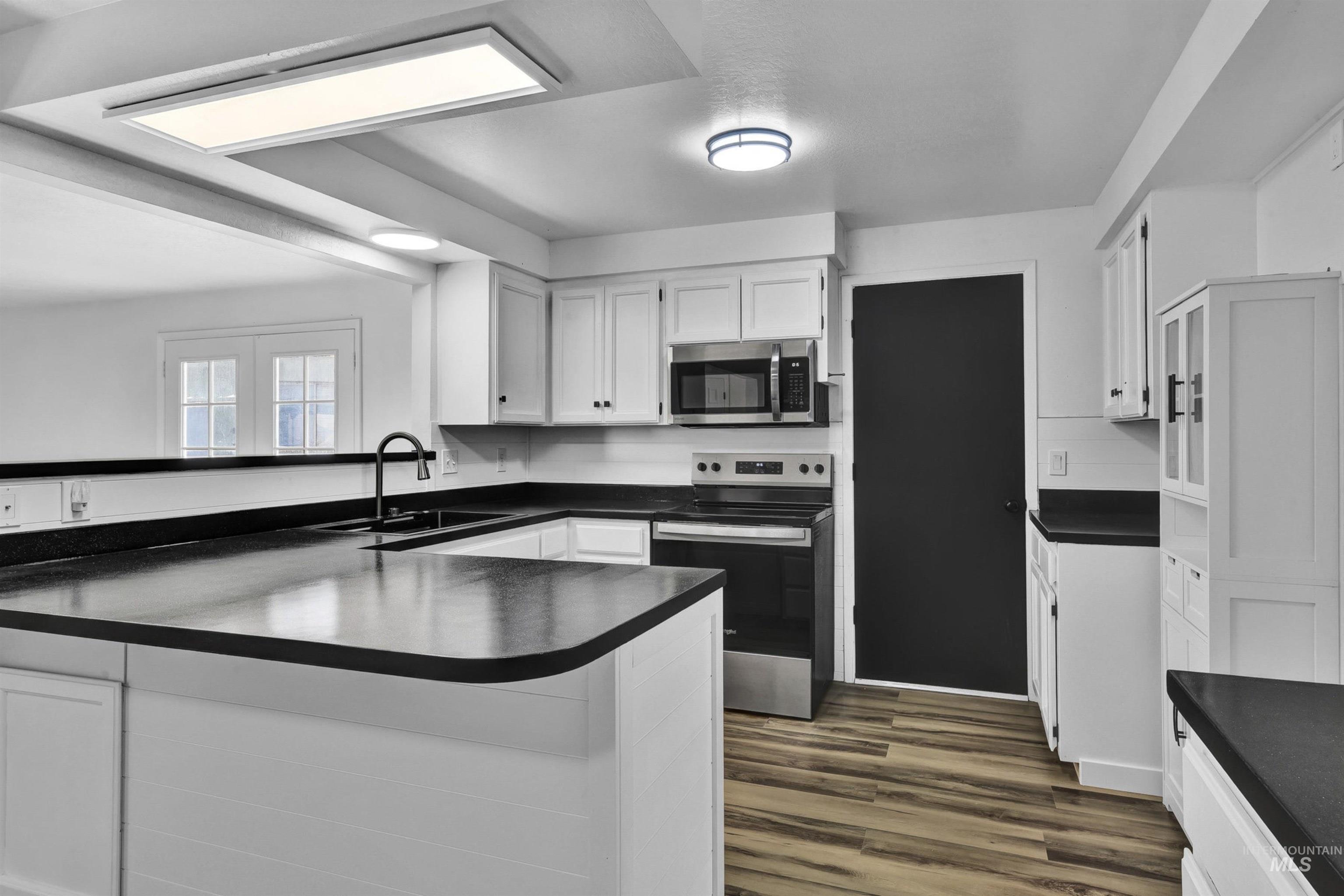 7446 S Glenridge View Drive, Boise, Idaho 83709-6834, 4 Bedrooms, 2 Bathrooms, Residential For Sale, Price $725,000,MLS 98965893