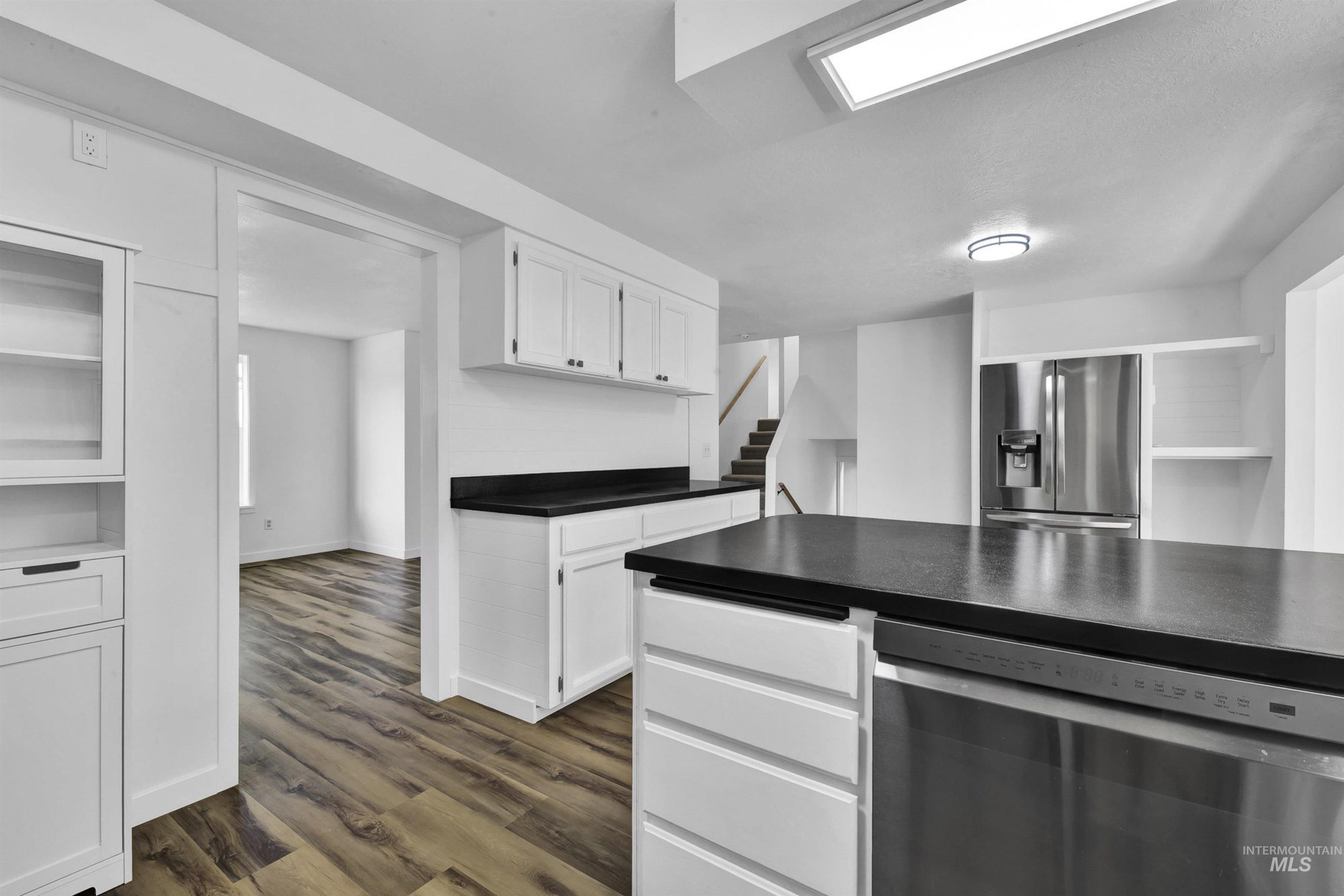 7446 S Glenridge View Drive, Boise, Idaho 83709-6834, 4 Bedrooms, 2 Bathrooms, Residential For Sale, Price $725,000,MLS 98965893